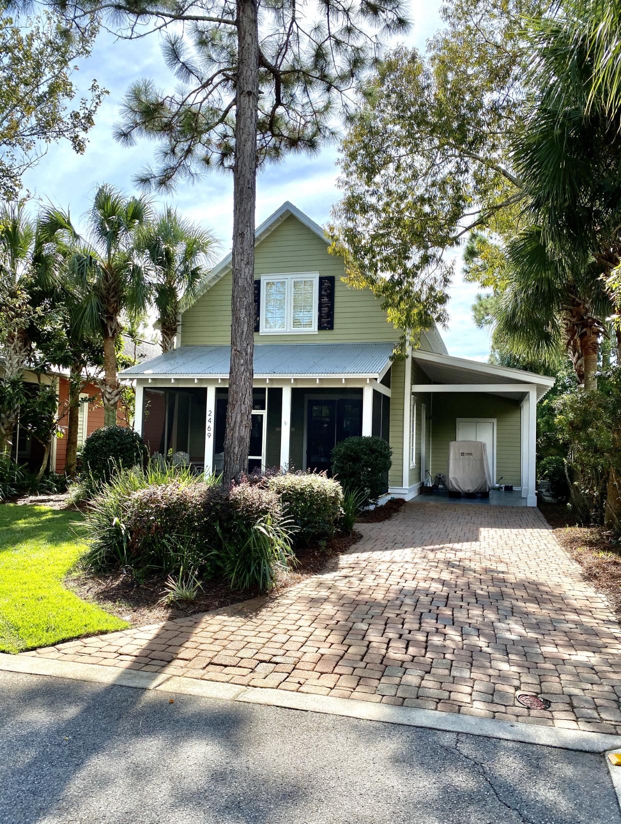 BUNGALOS AT SANDESTIN - Residential