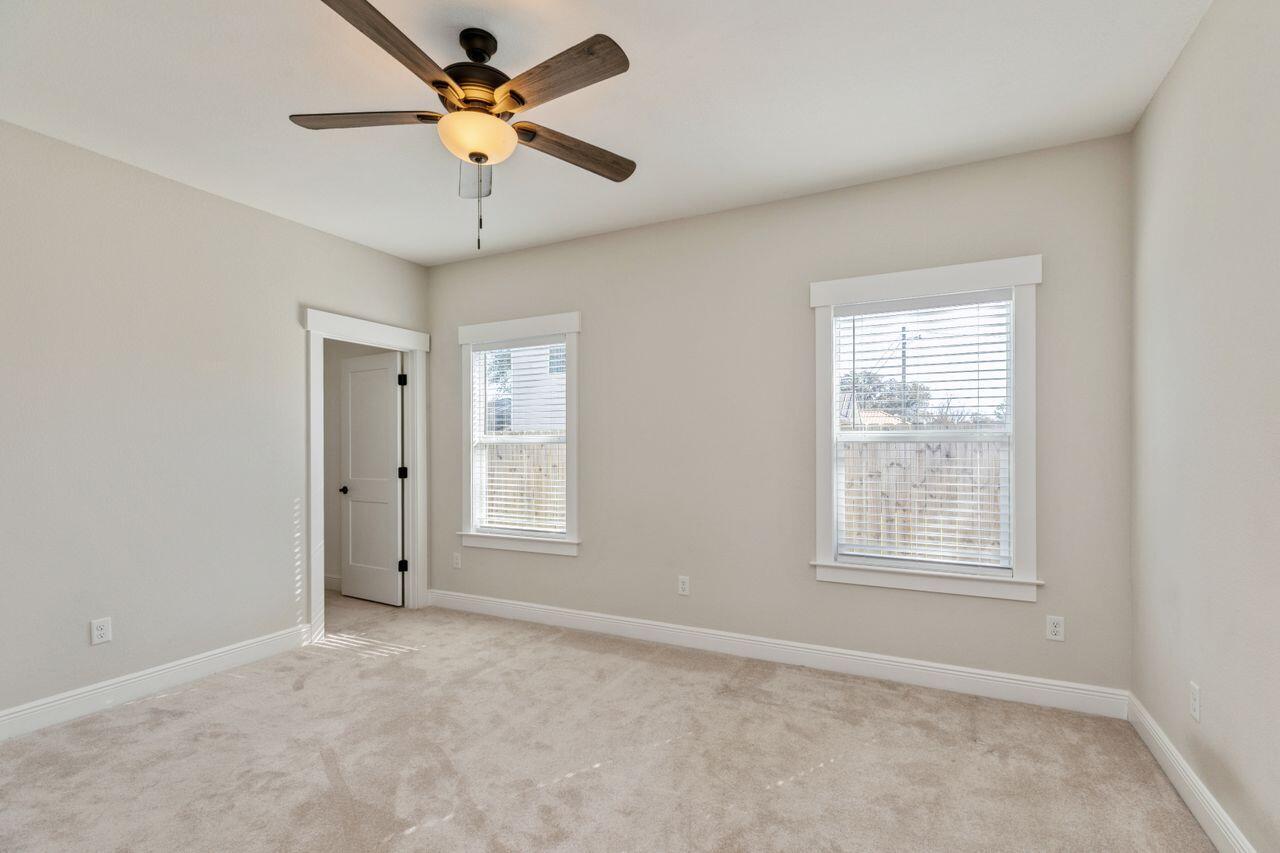 TOM BARROW - Residential