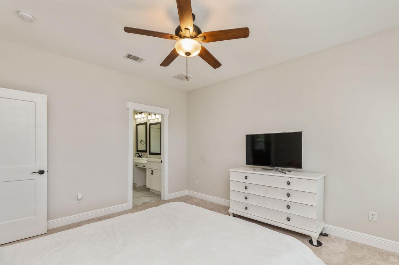 TOM BARROW - Residential