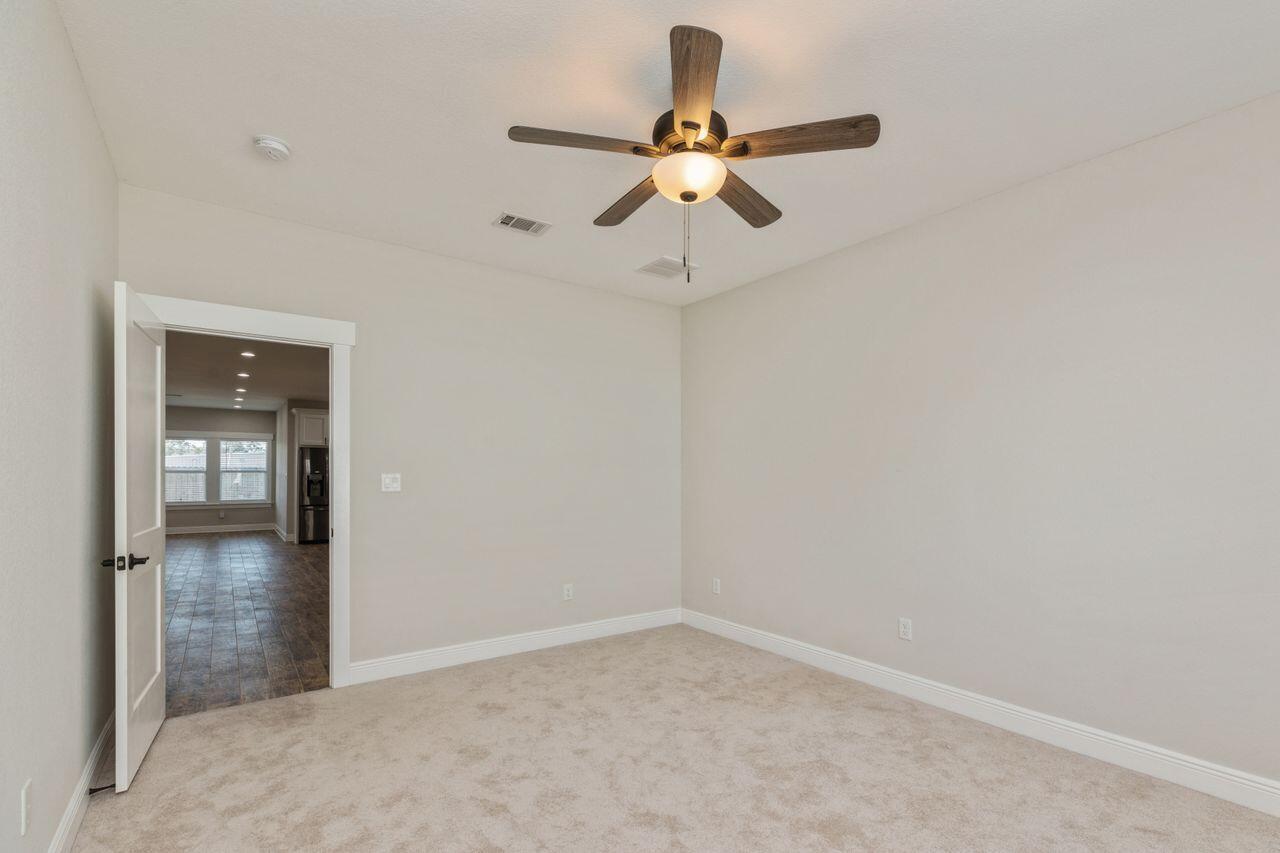 TOM BARROW - Residential