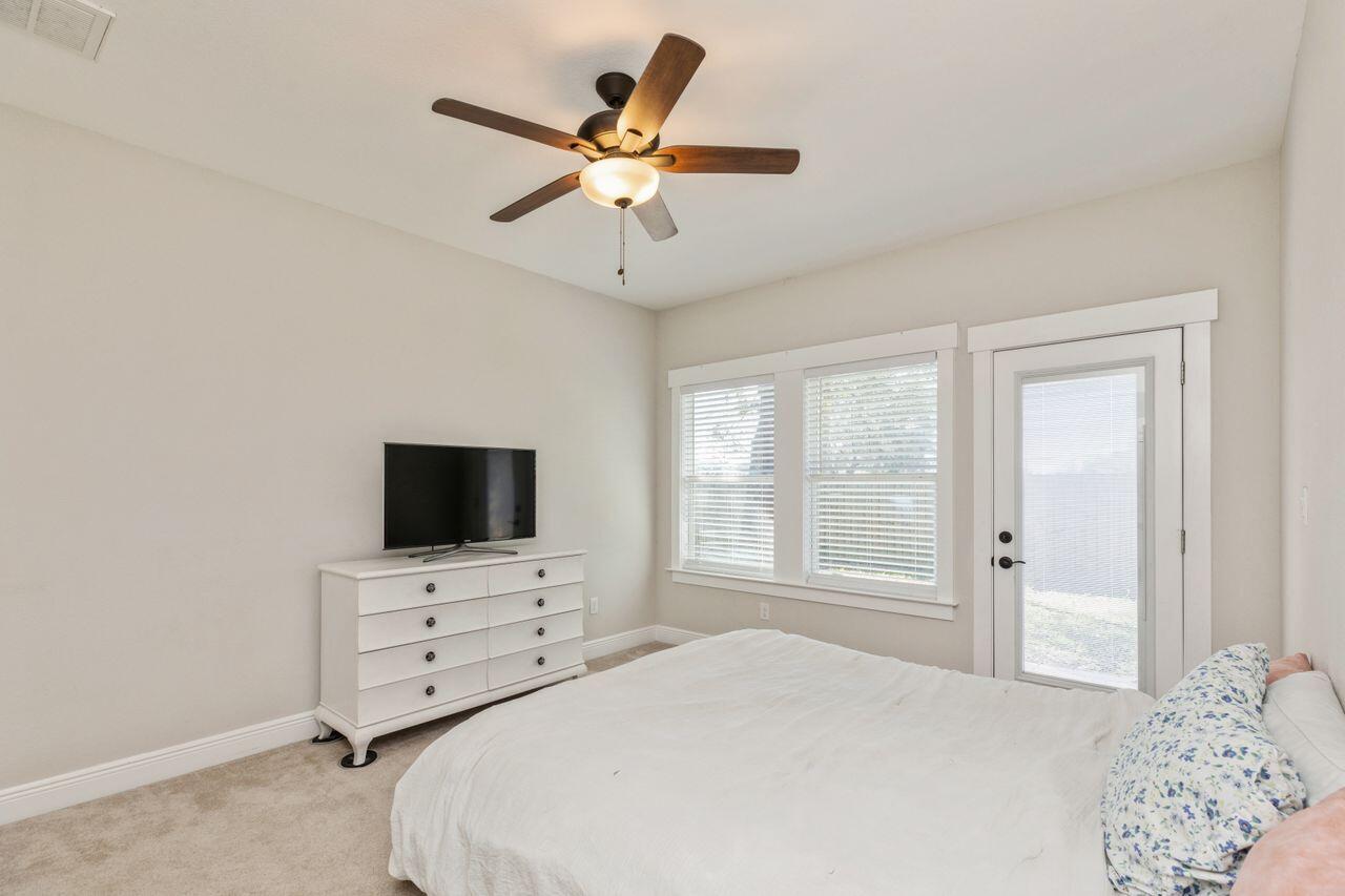 TOM BARROW - Residential