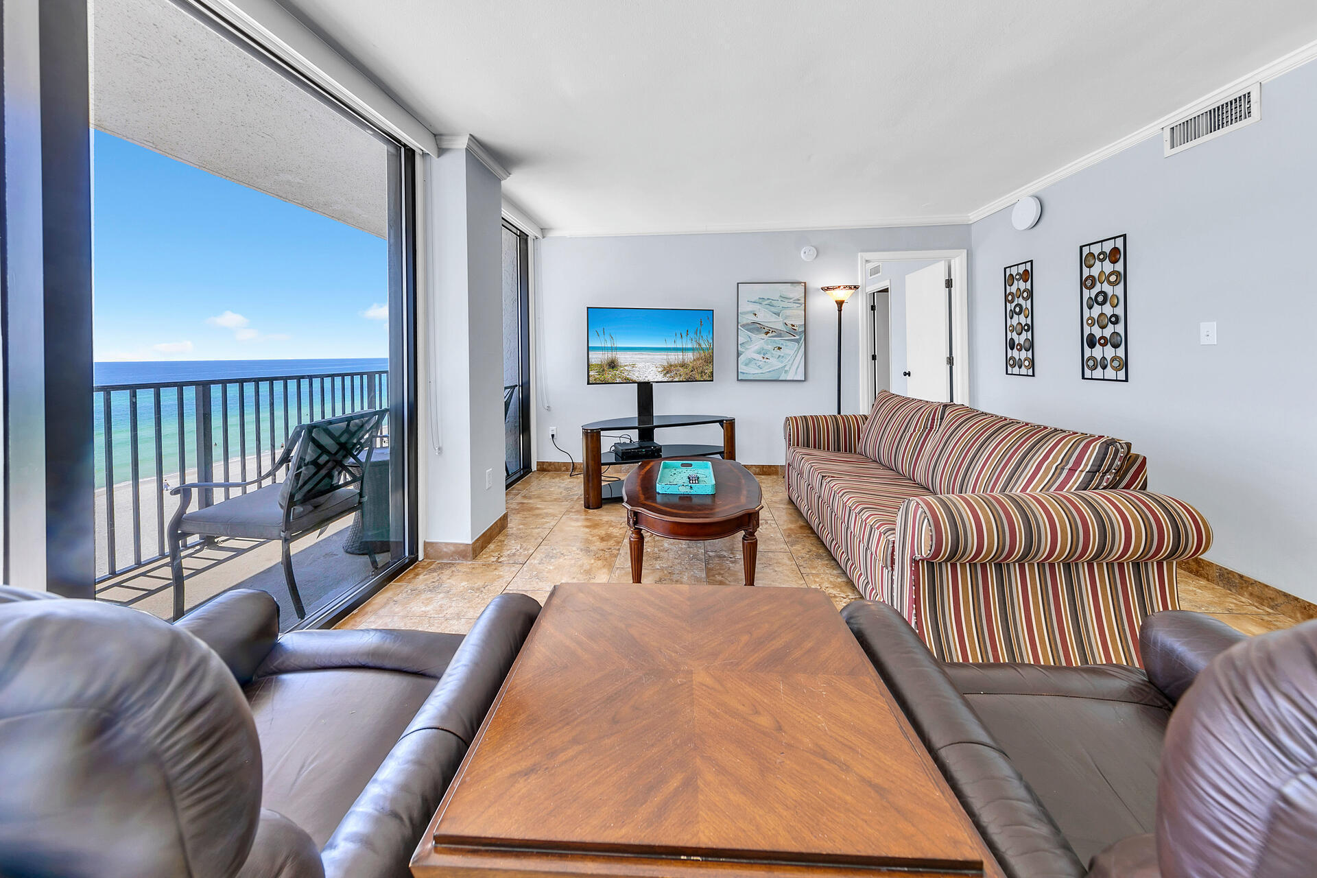 SEACHASE CONDO - Residential