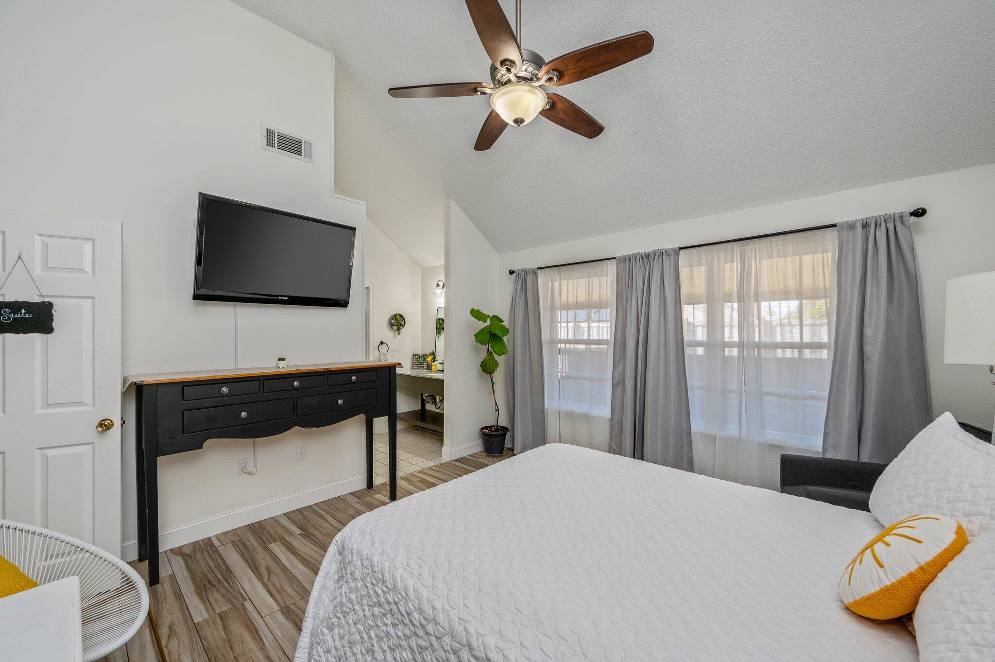 TIMBERLAKE ESTATES - Residential