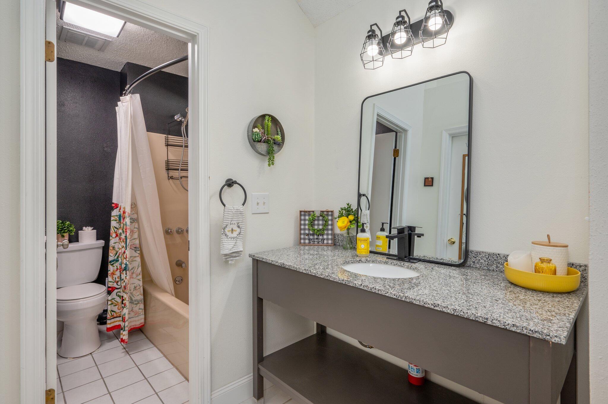 TIMBERLAKE ESTATES - Residential