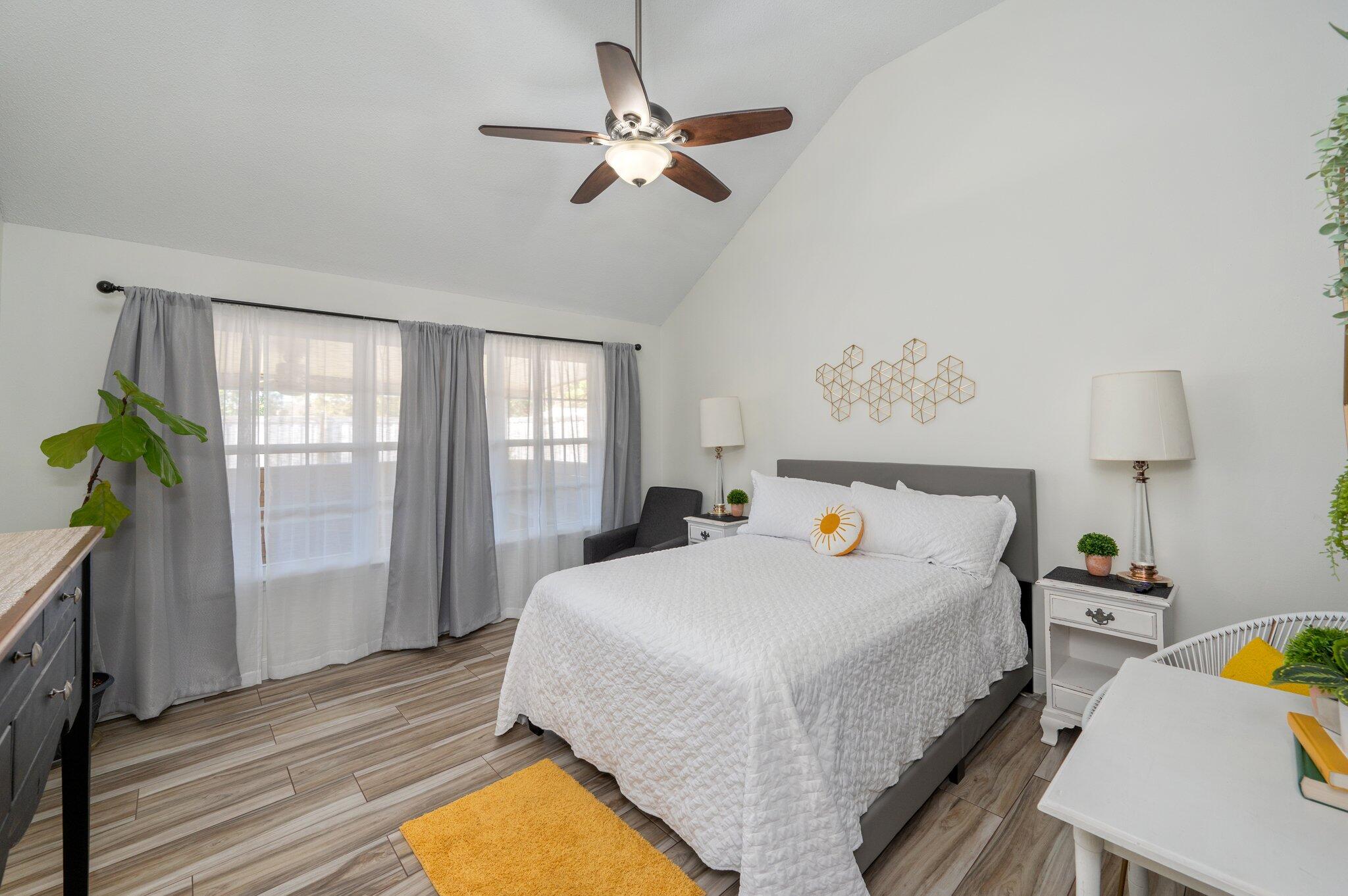 TIMBERLAKE ESTATES - Residential