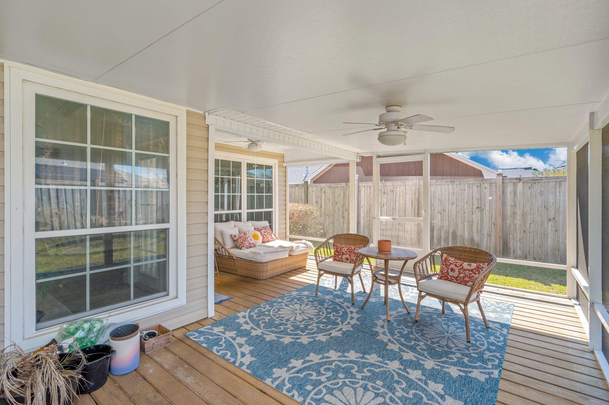 TIMBERLAKE ESTATES - Residential