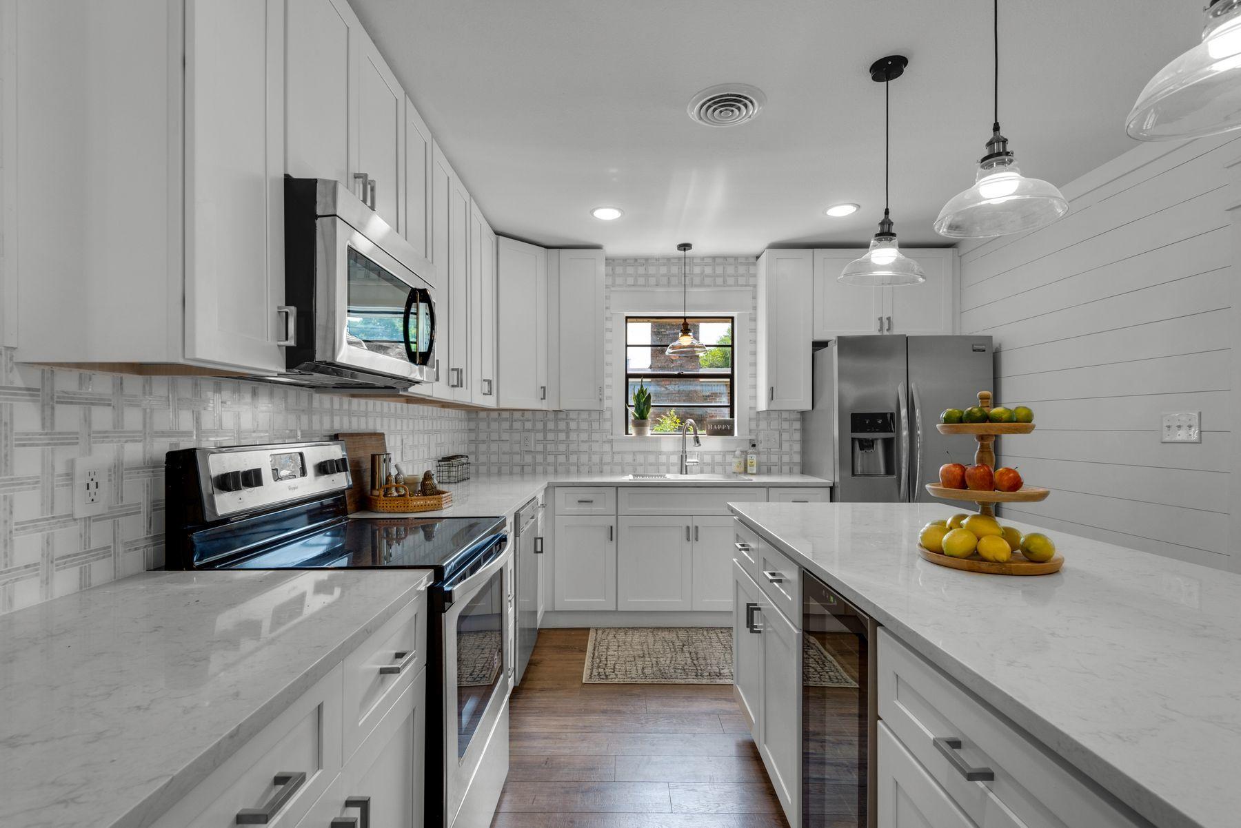 BAYOU WOODS - Residential