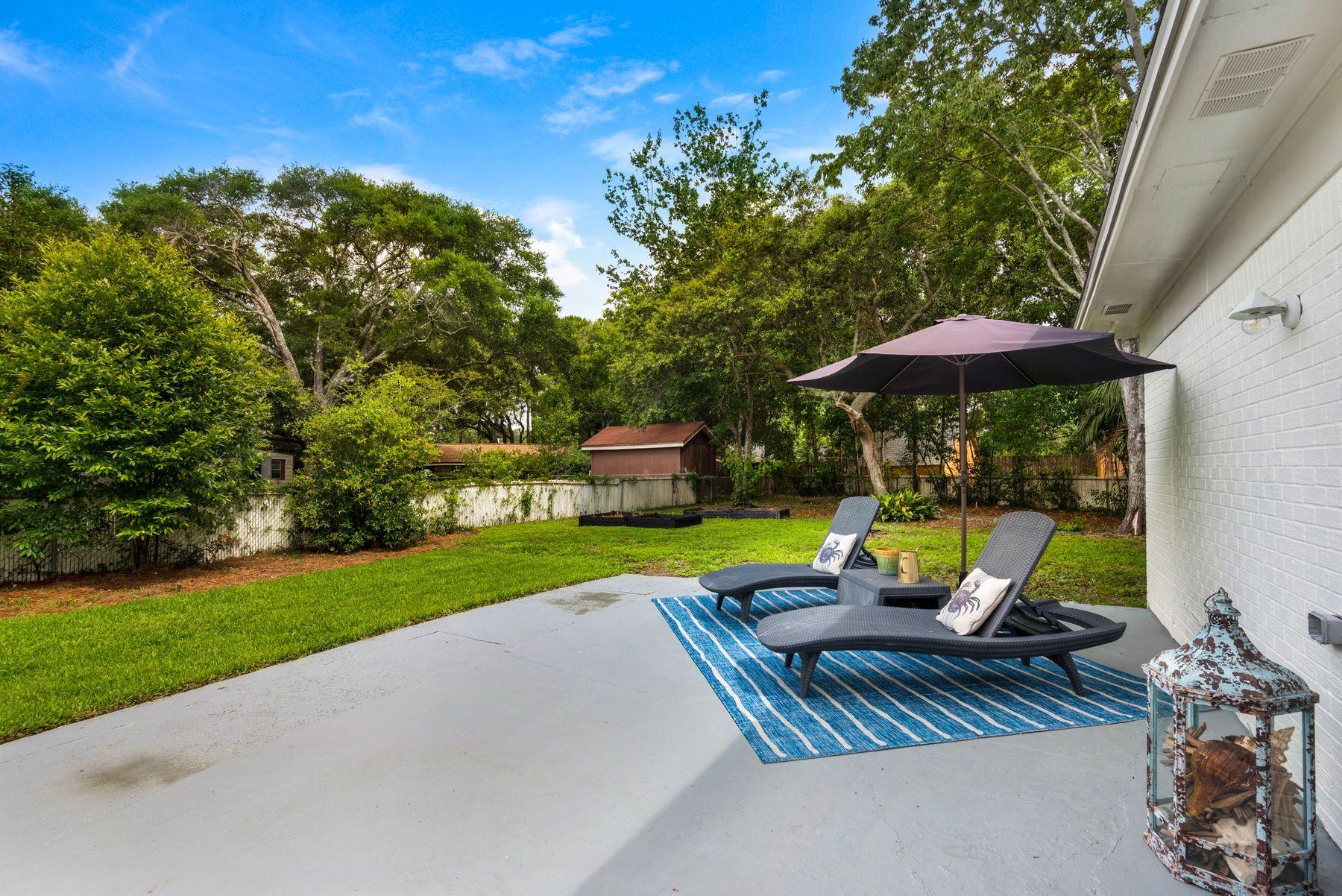 BAYOU WOODS - Residential