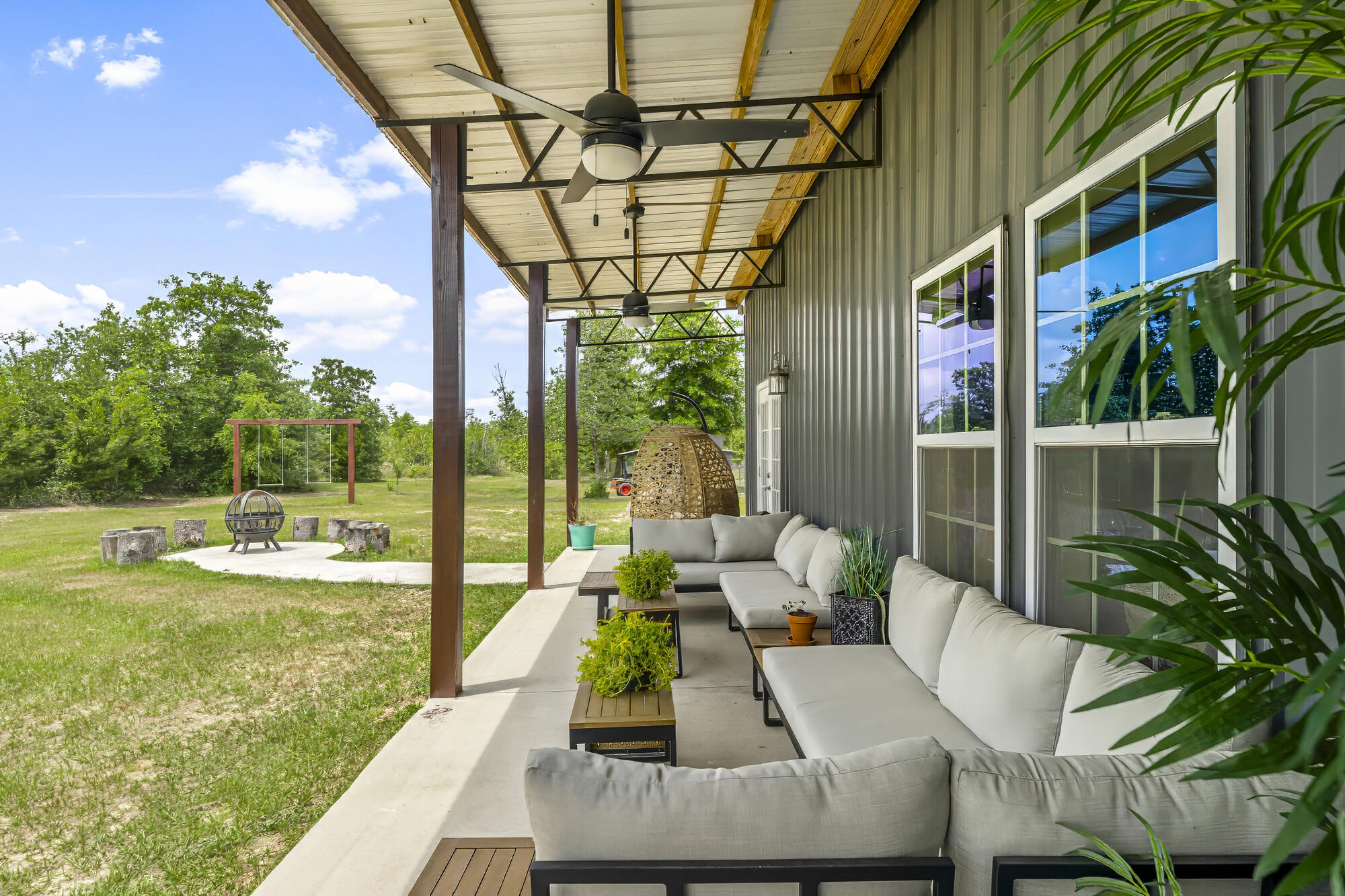 NO RECORDED SUBDIVISION - Residential