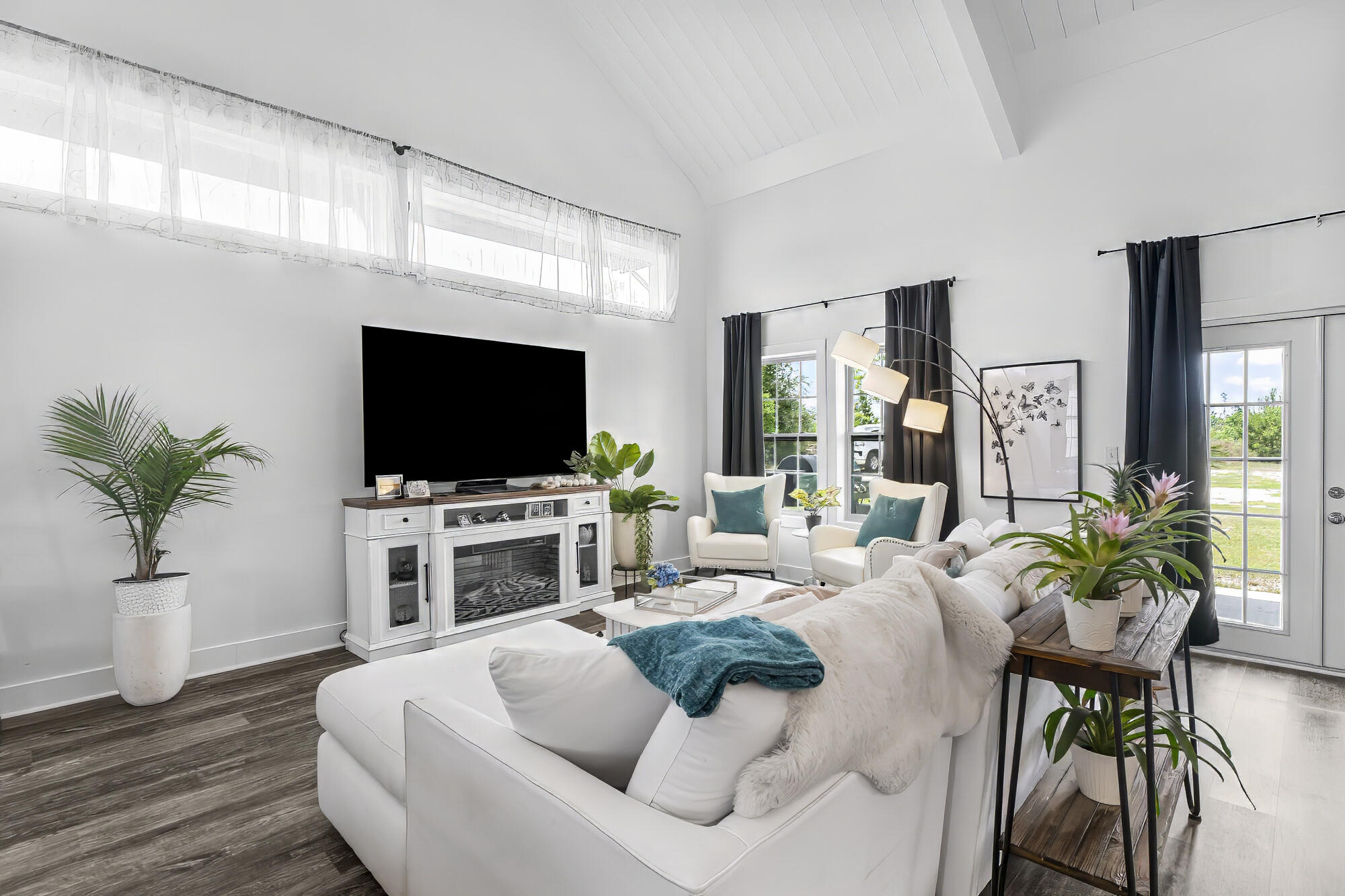 NO RECORDED SUBDIVISION - Residential