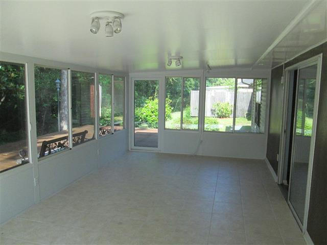 EMERALD VILLAGE S/D - Residential