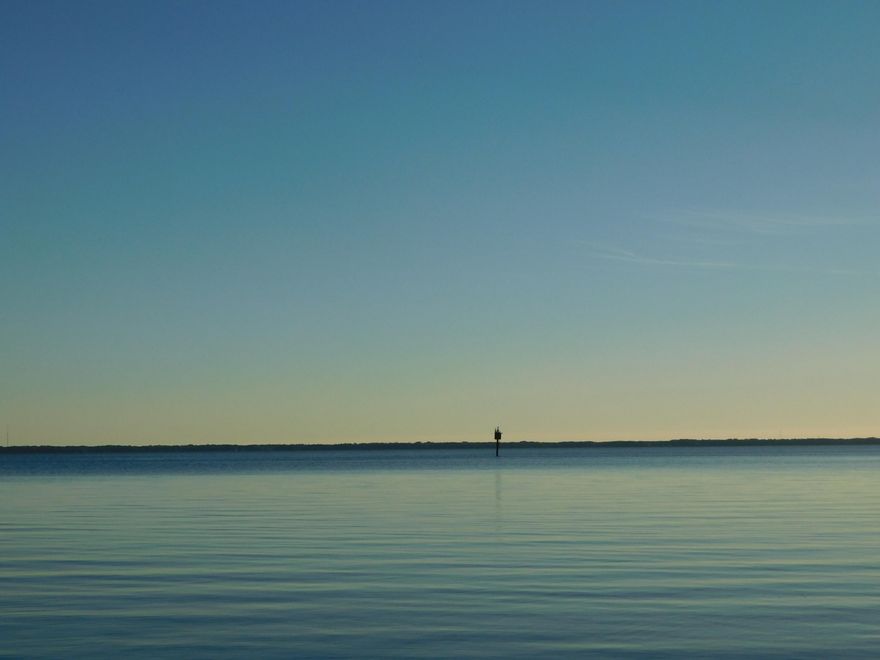 BEAUTIFUL WATERFRONT LOT. Build your new home in this FANTASTIC bay waterfront property and live as if you were always on vacation! Centrally located, at only 17 miles to Santa Rosa Beach, 21 miles to Niceville, and about 4 miles away from marina and public boat launch. Outstanding sunset views and a variety of amenities await for you in this relaxing home site.