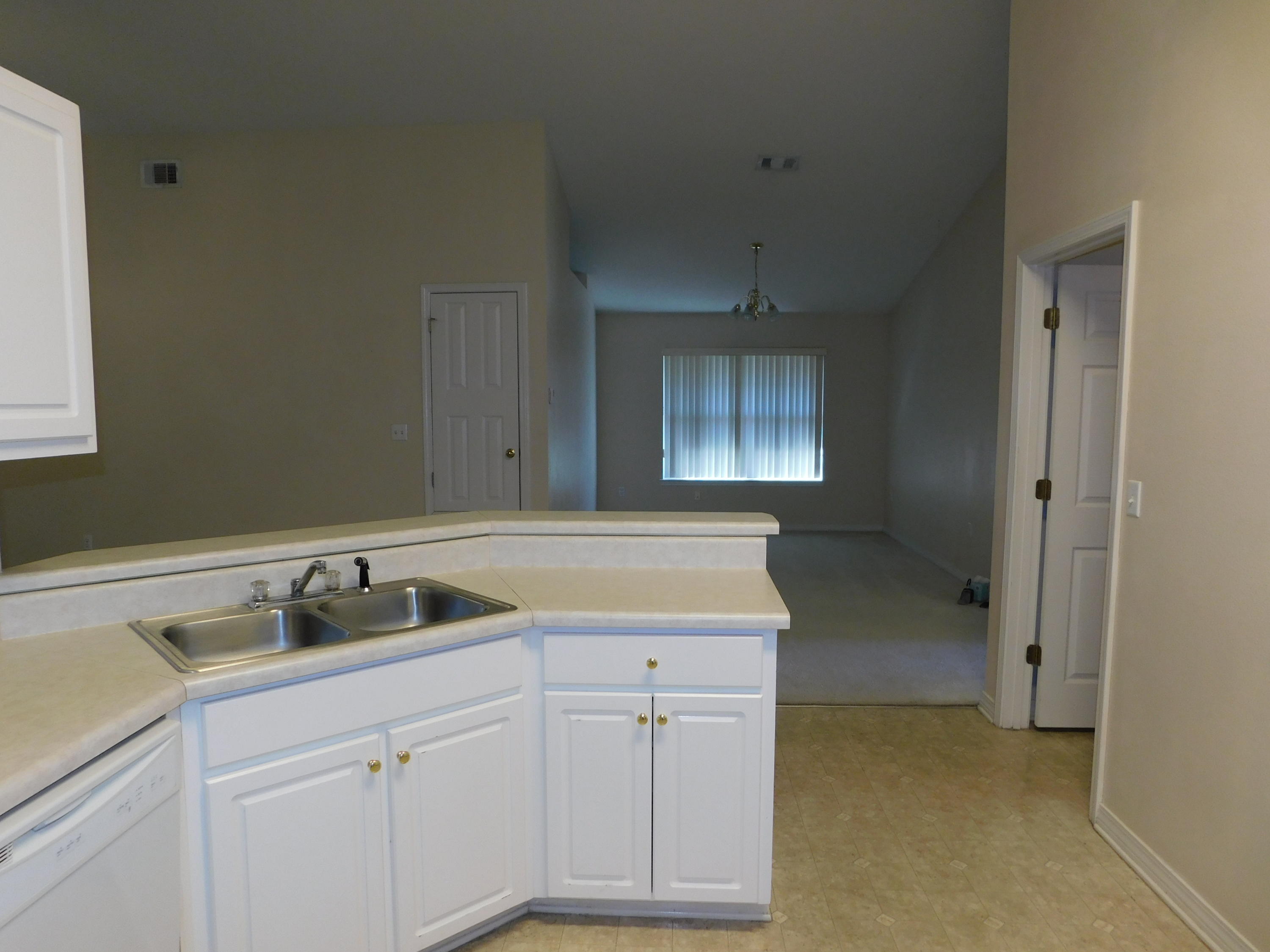 MARSH HARBOR - Residential