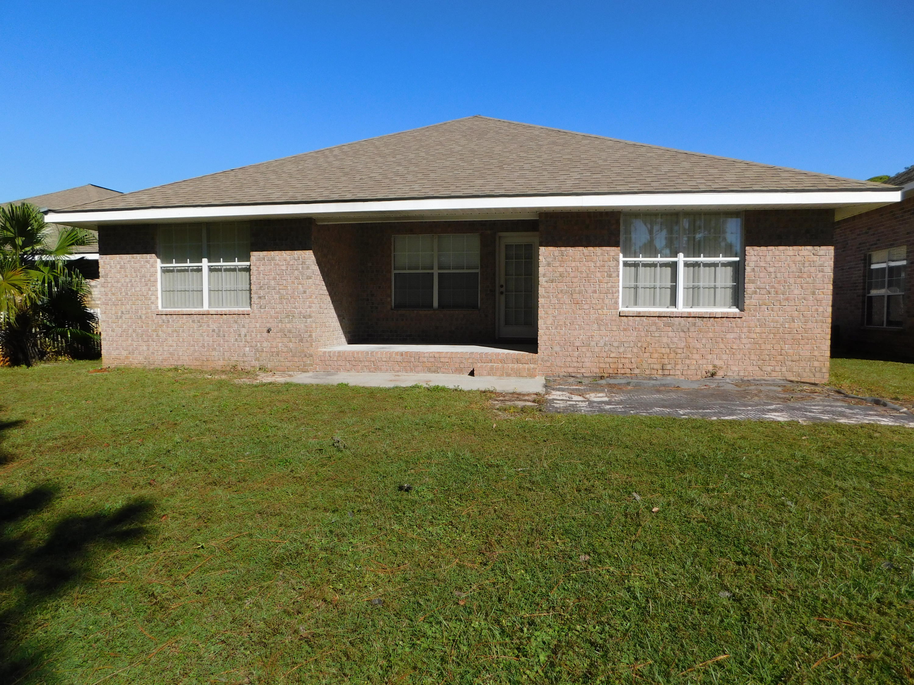 MARSH HARBOR - Residential