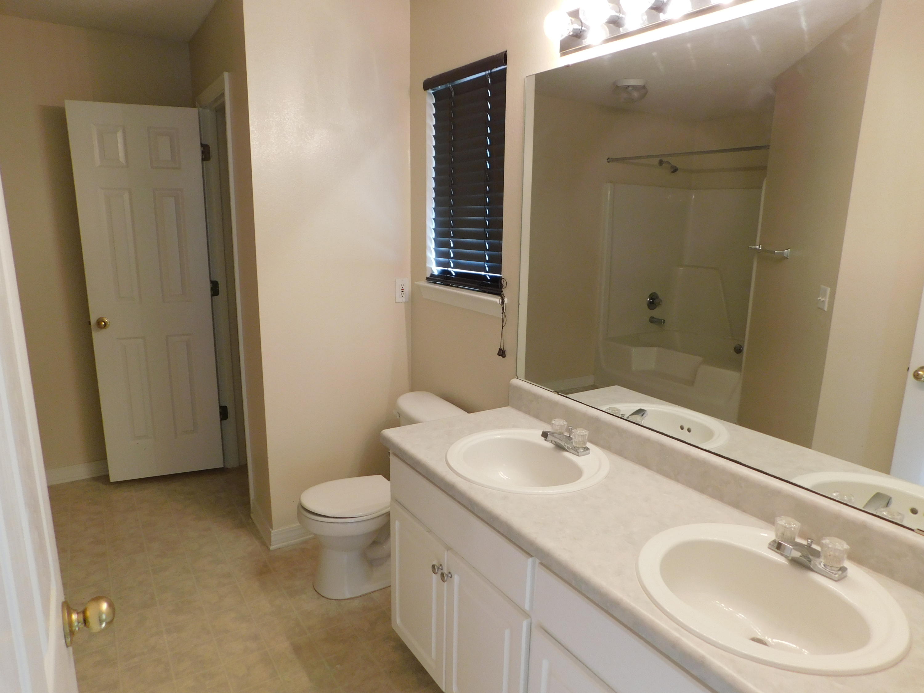 MARSH HARBOR - Residential