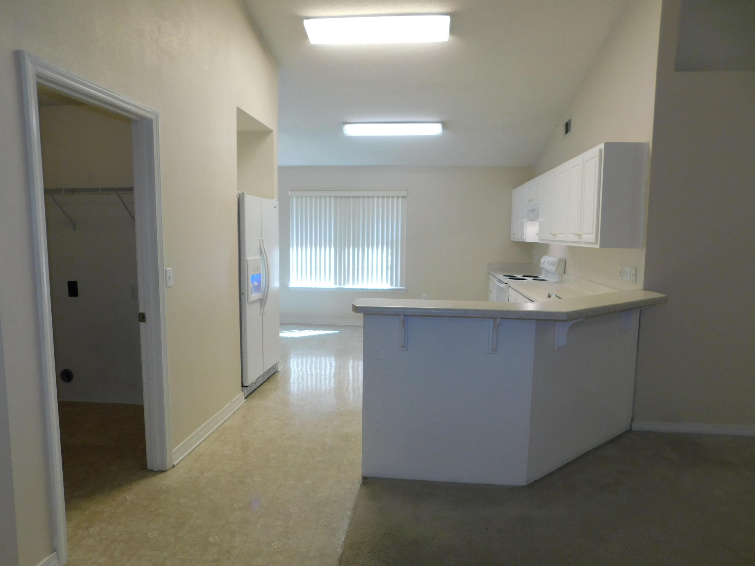 MARSH HARBOR - Residential