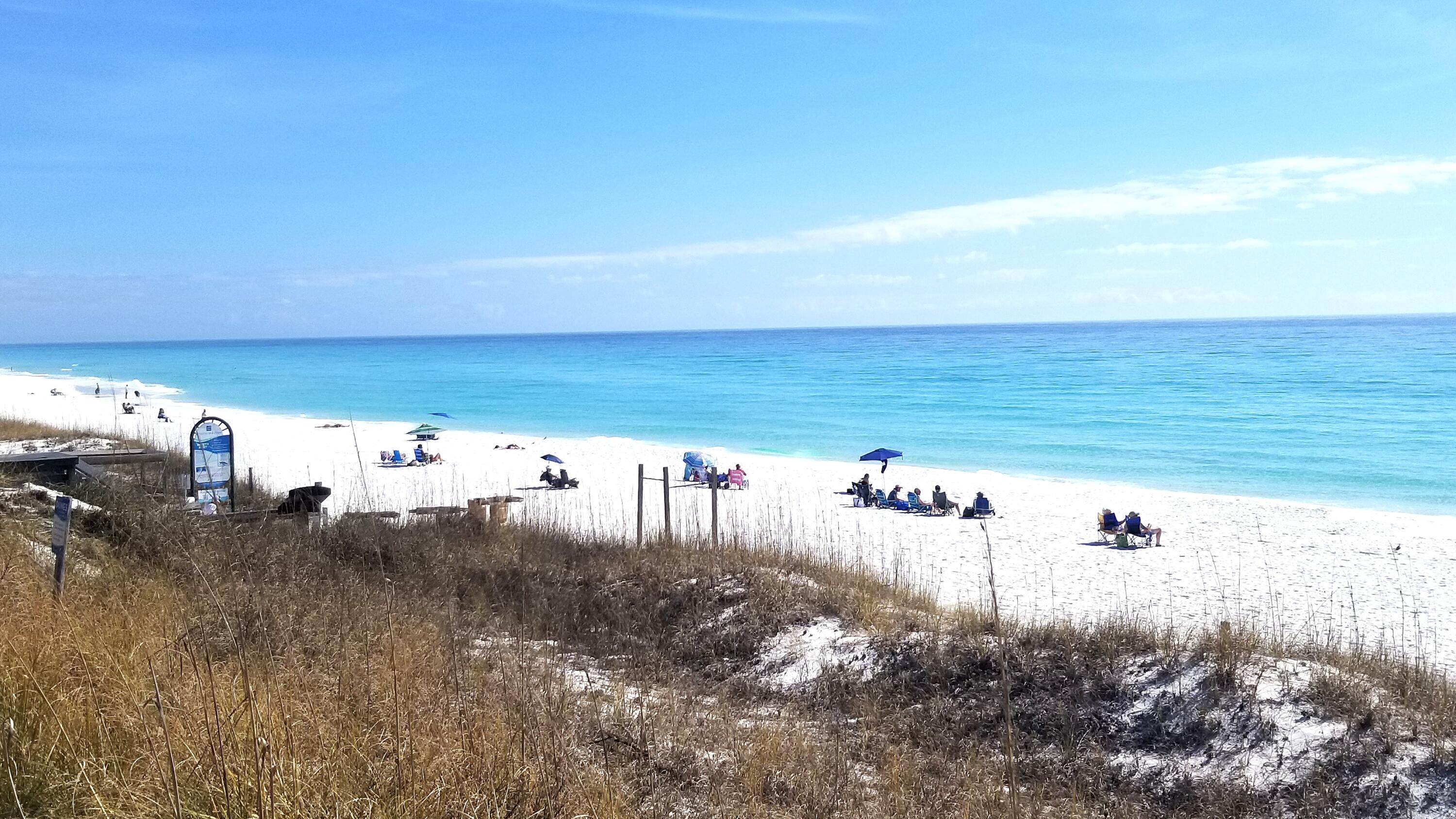 CRYSTAL VILLAGE CONDO PH 2 - Residential