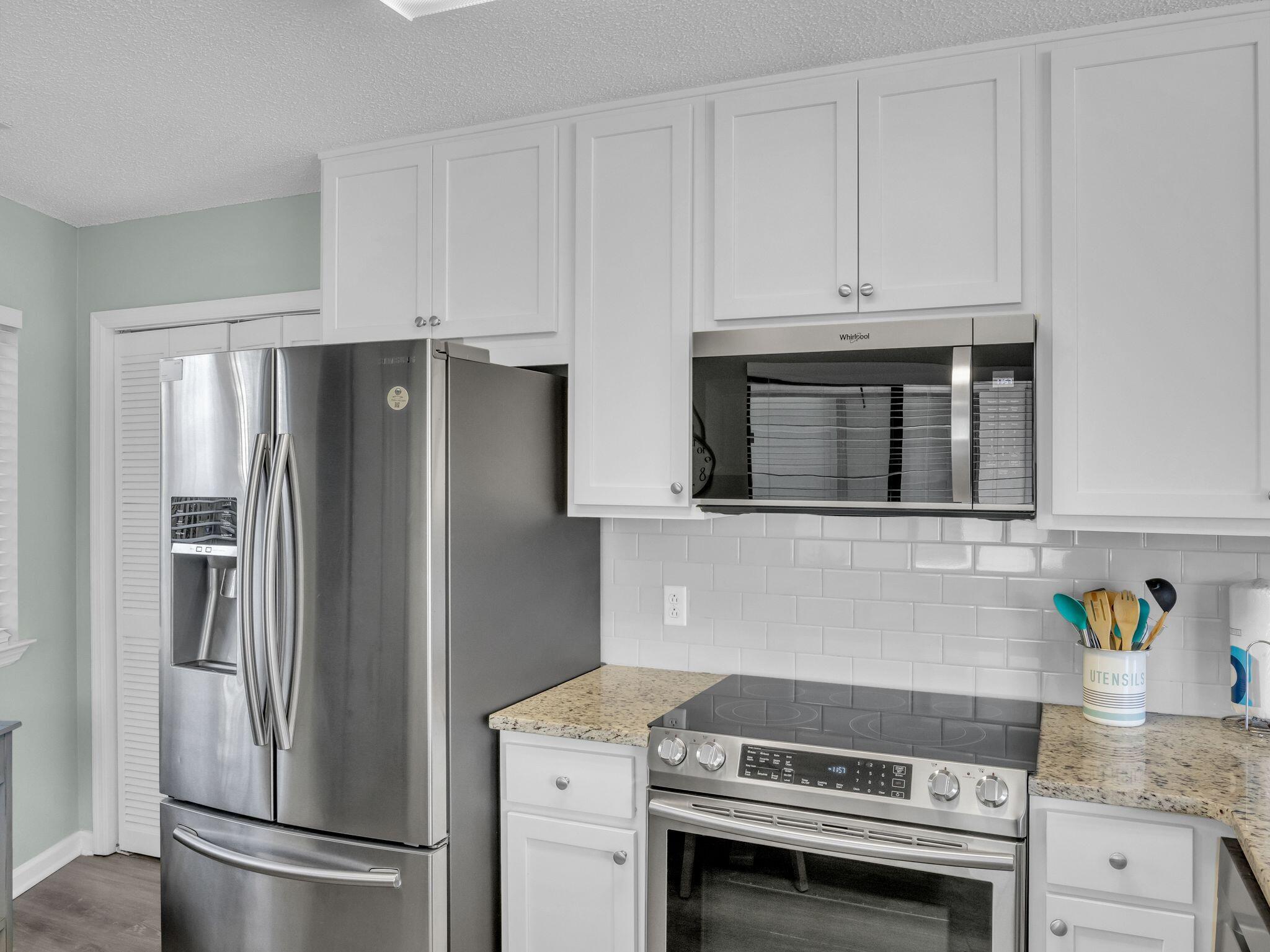 CRYSTAL VILLAGE CONDO PH 2 - Residential