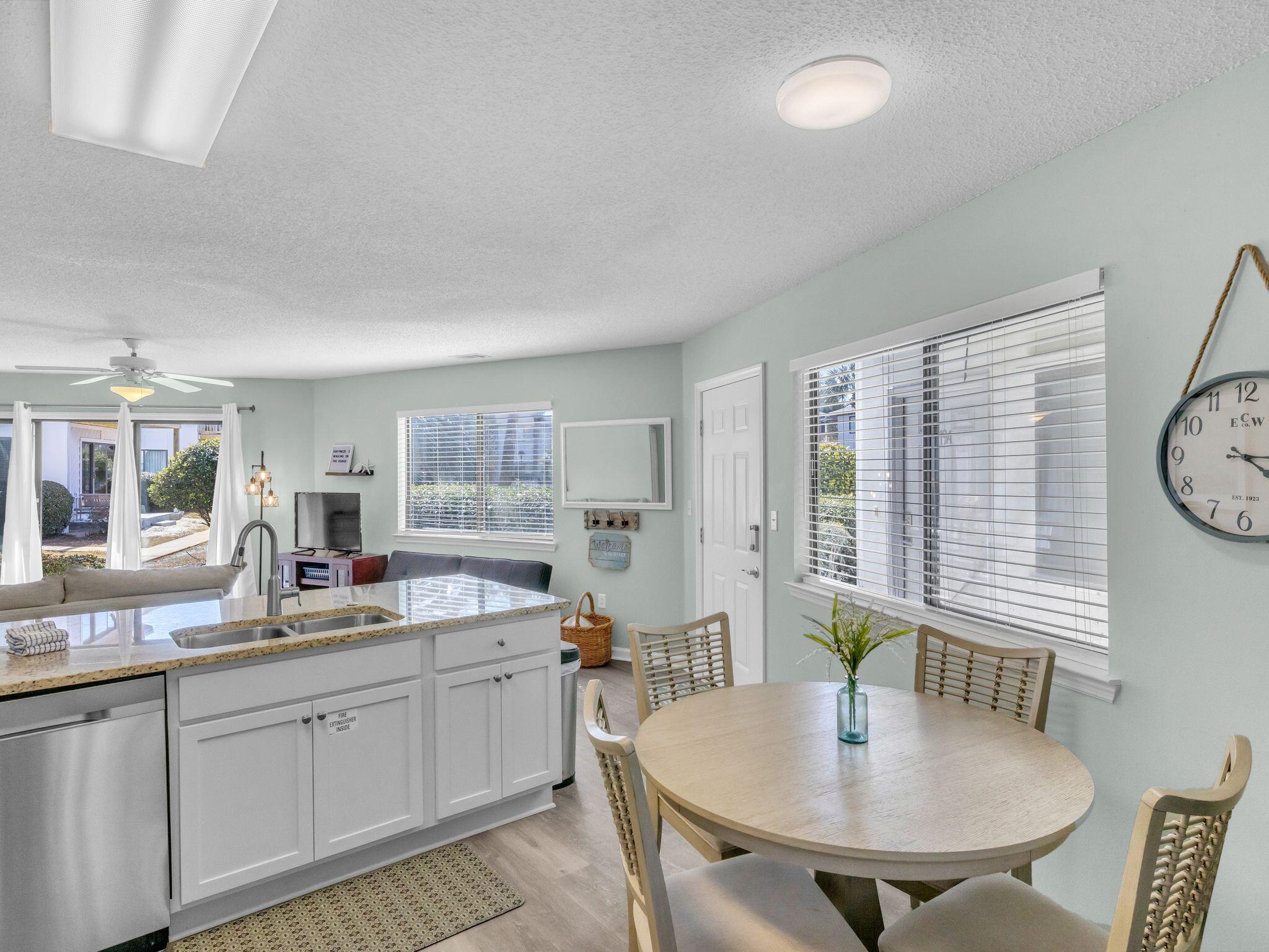 CRYSTAL VILLAGE CONDO PH 2 - Residential