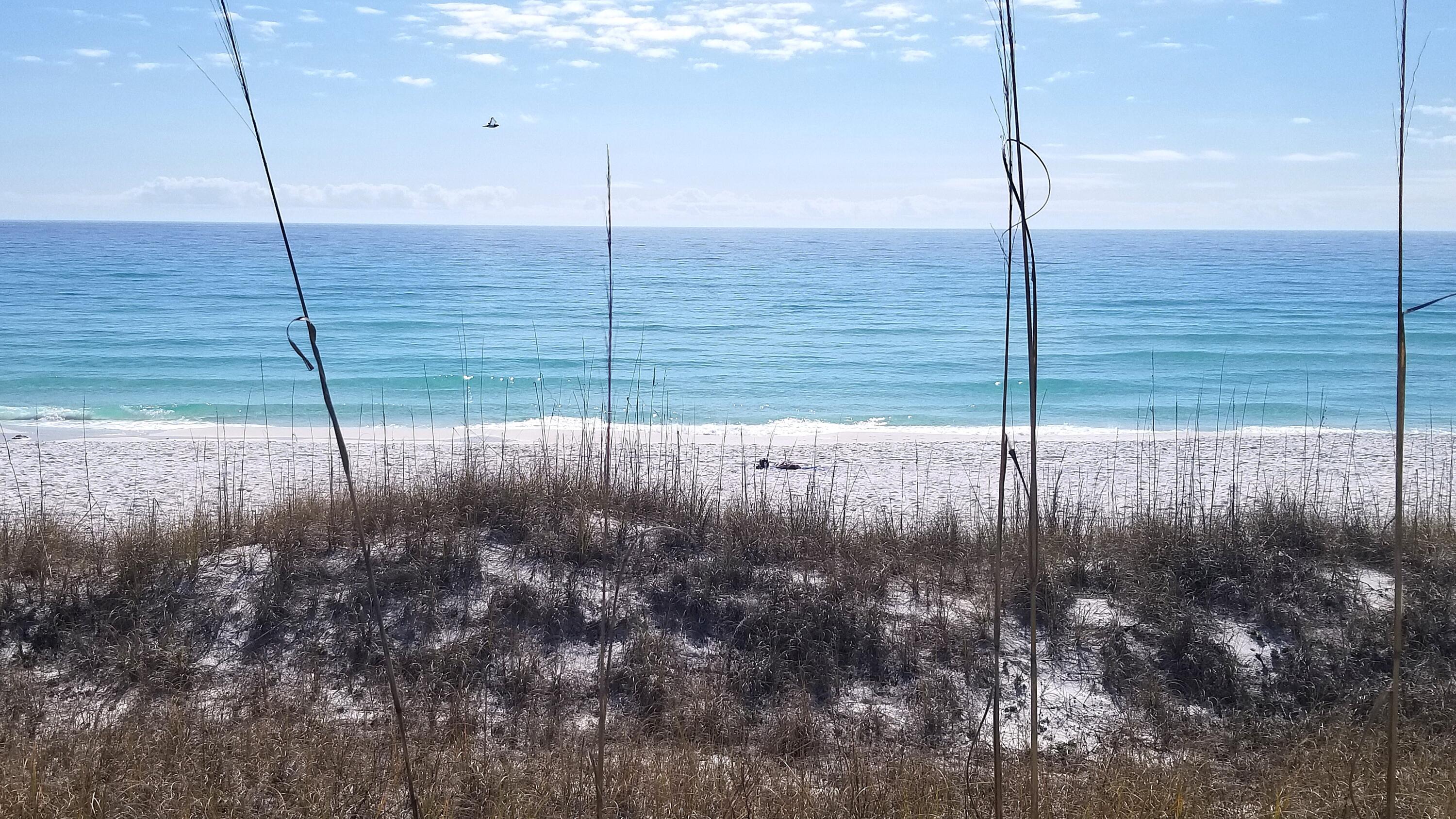 CRYSTAL VILLAGE CONDO PH 2 - Residential