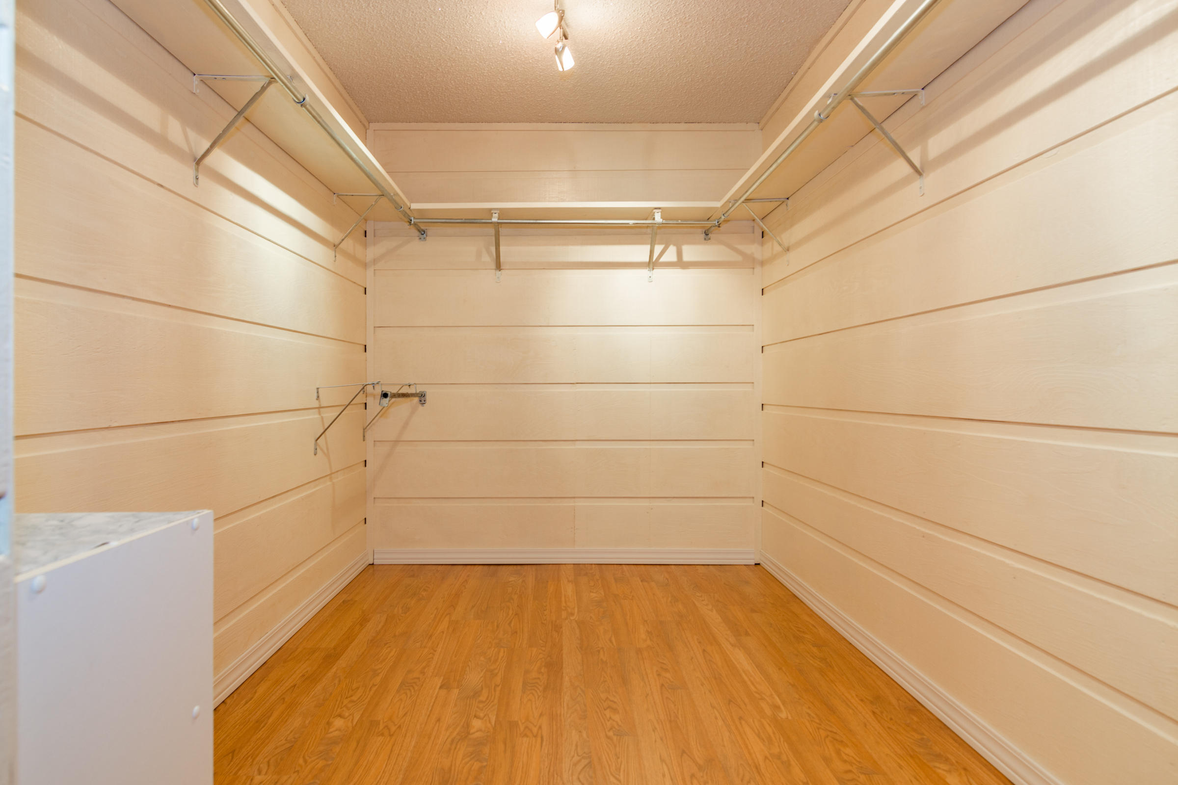 COLONY ESTATES 3RD ADDN - Residential