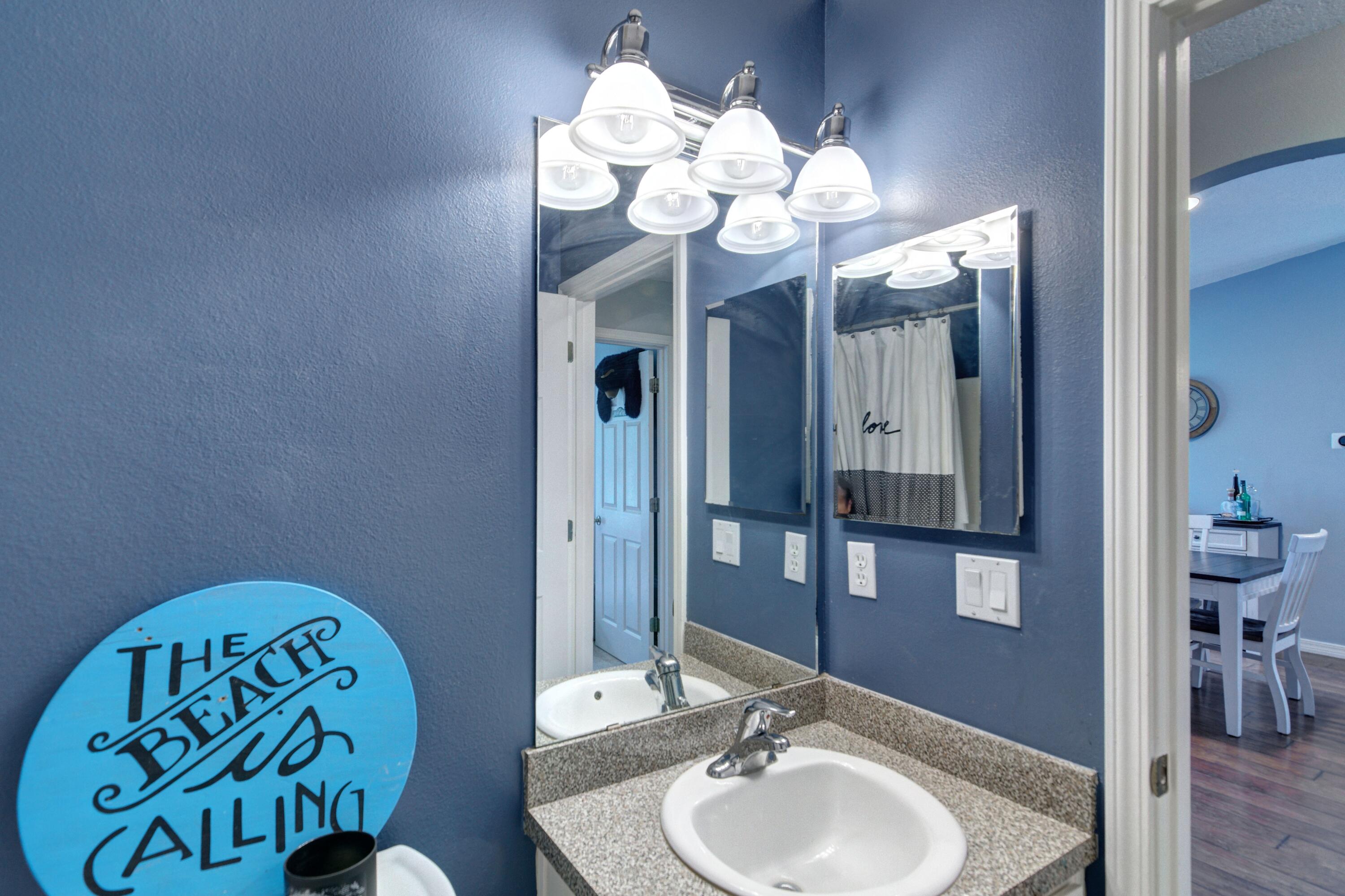 HOLLEY BY THE SEA - Residential