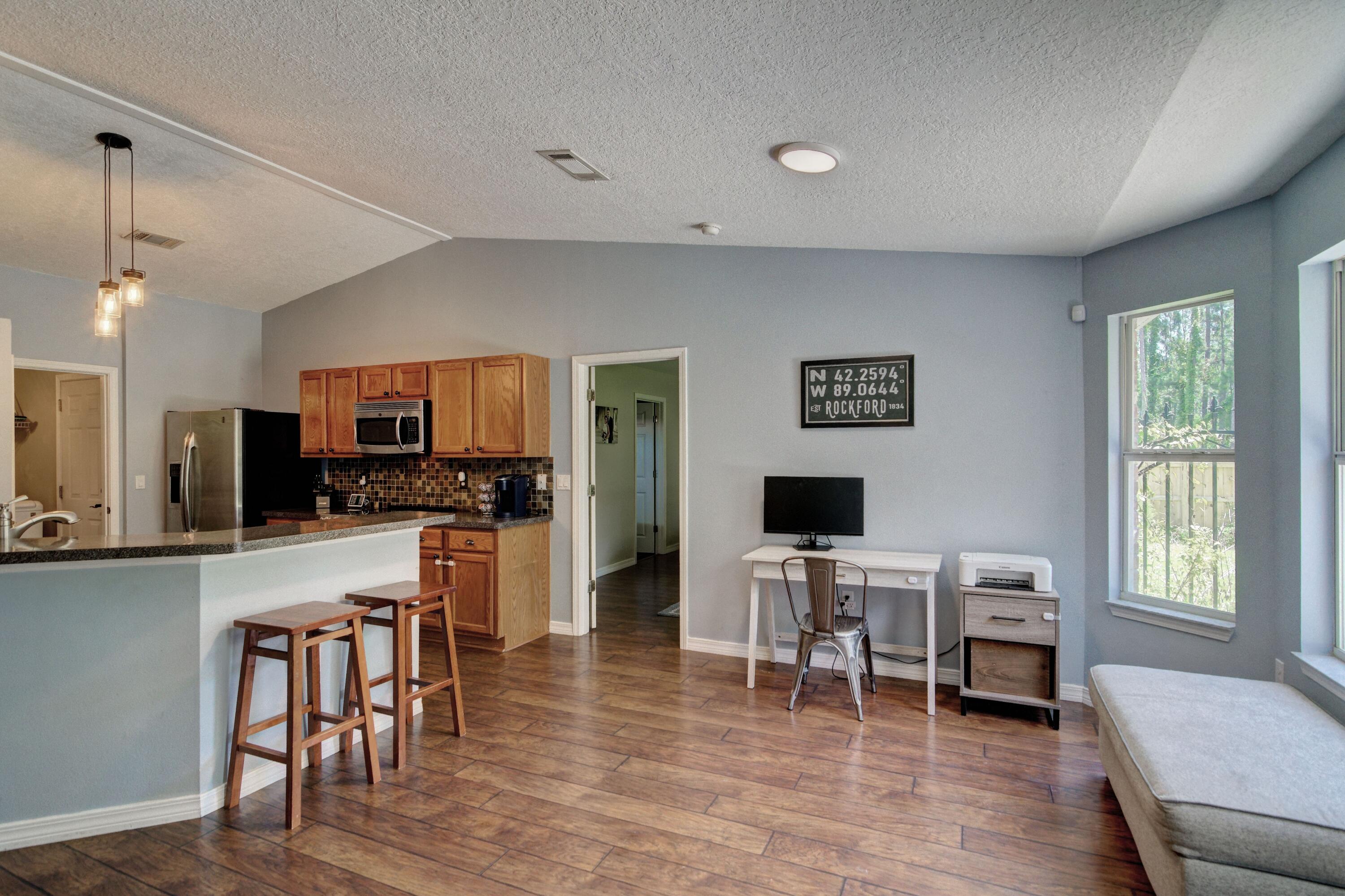 HOLLEY BY THE SEA - Residential