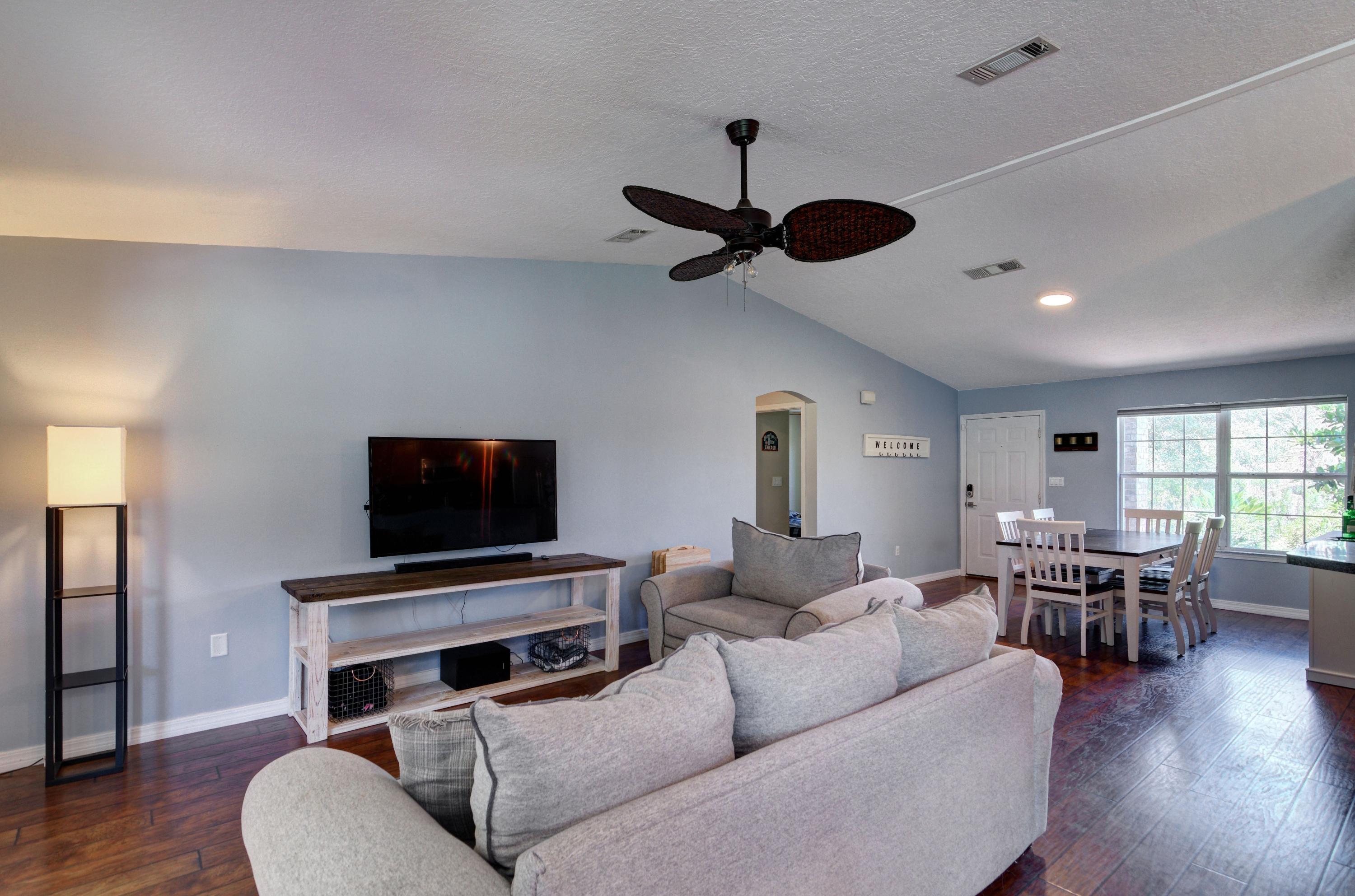 HOLLEY BY THE SEA - Residential