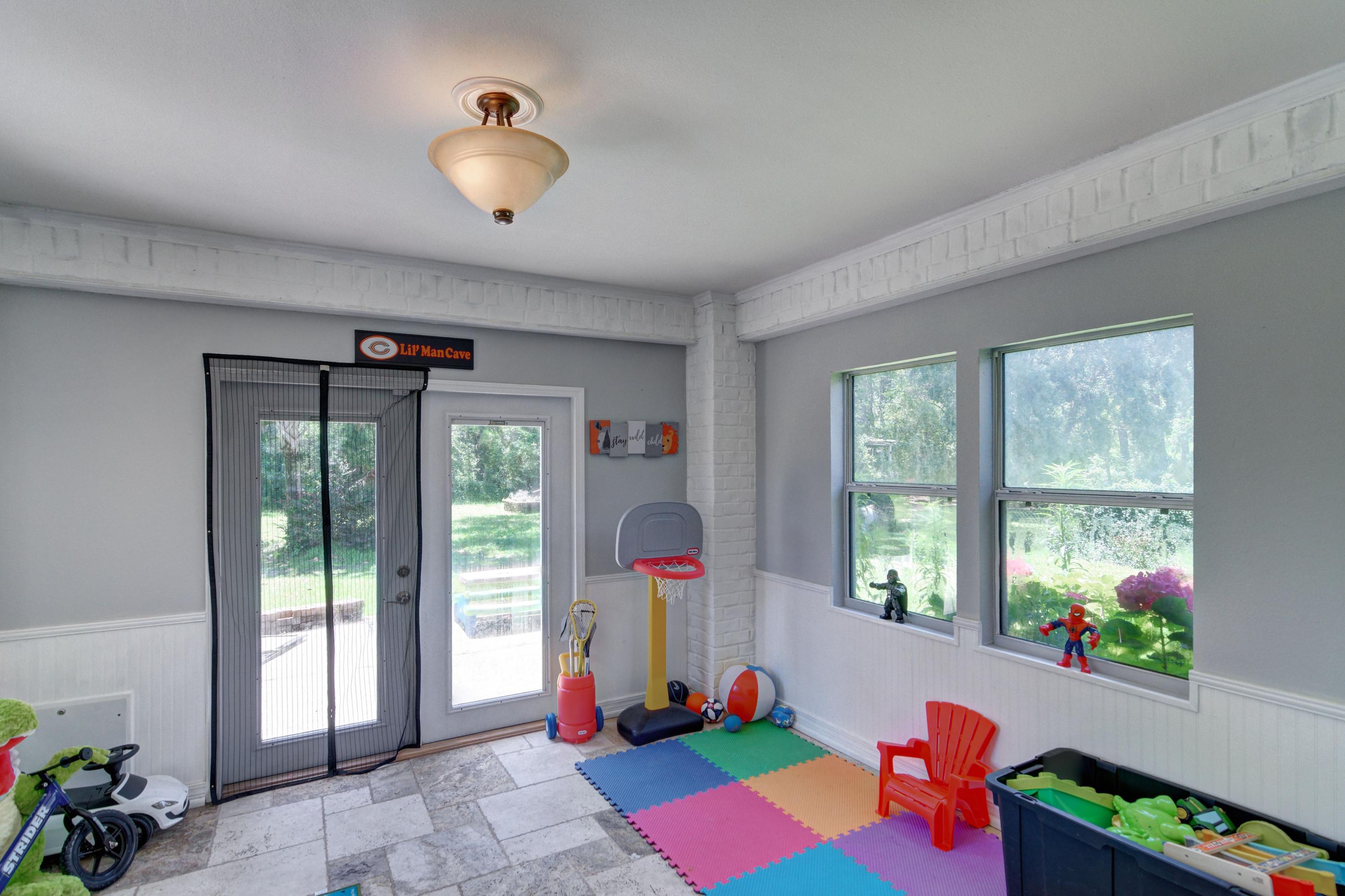 HOLLEY BY THE SEA - Residential