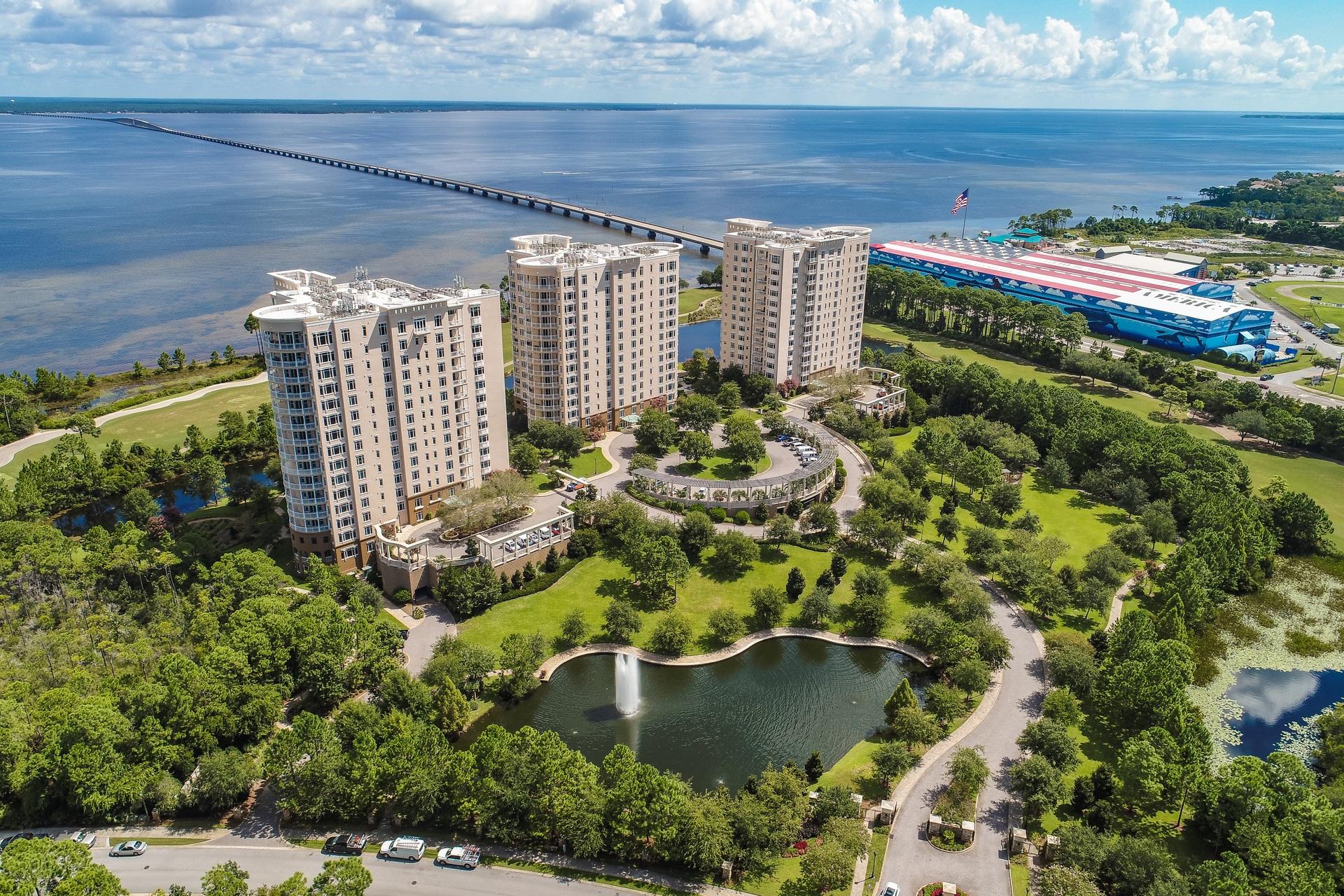 ONE WATER PLACE AT KELLY PLANTATION - Residential