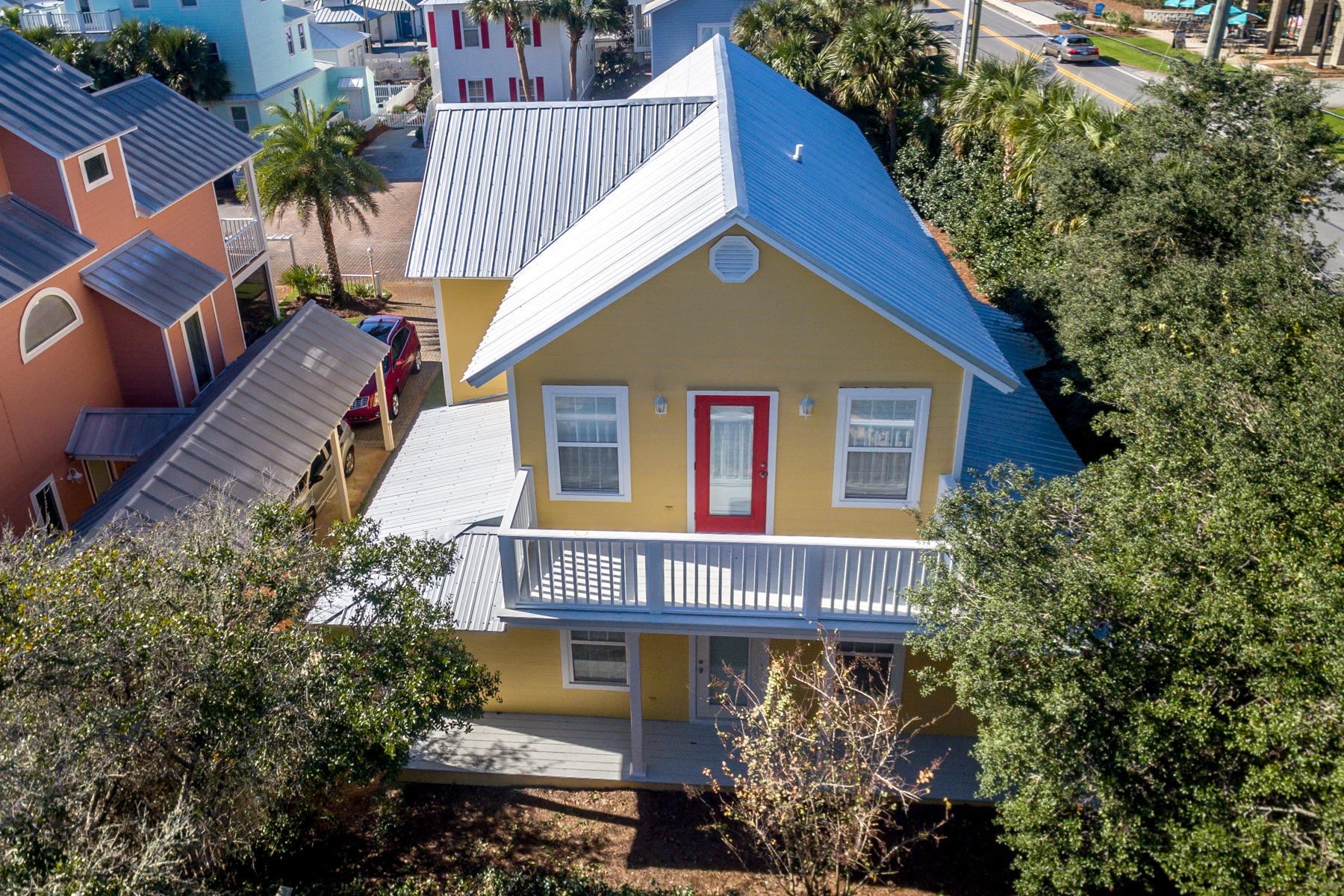 SUNRISE BEACH - Residential