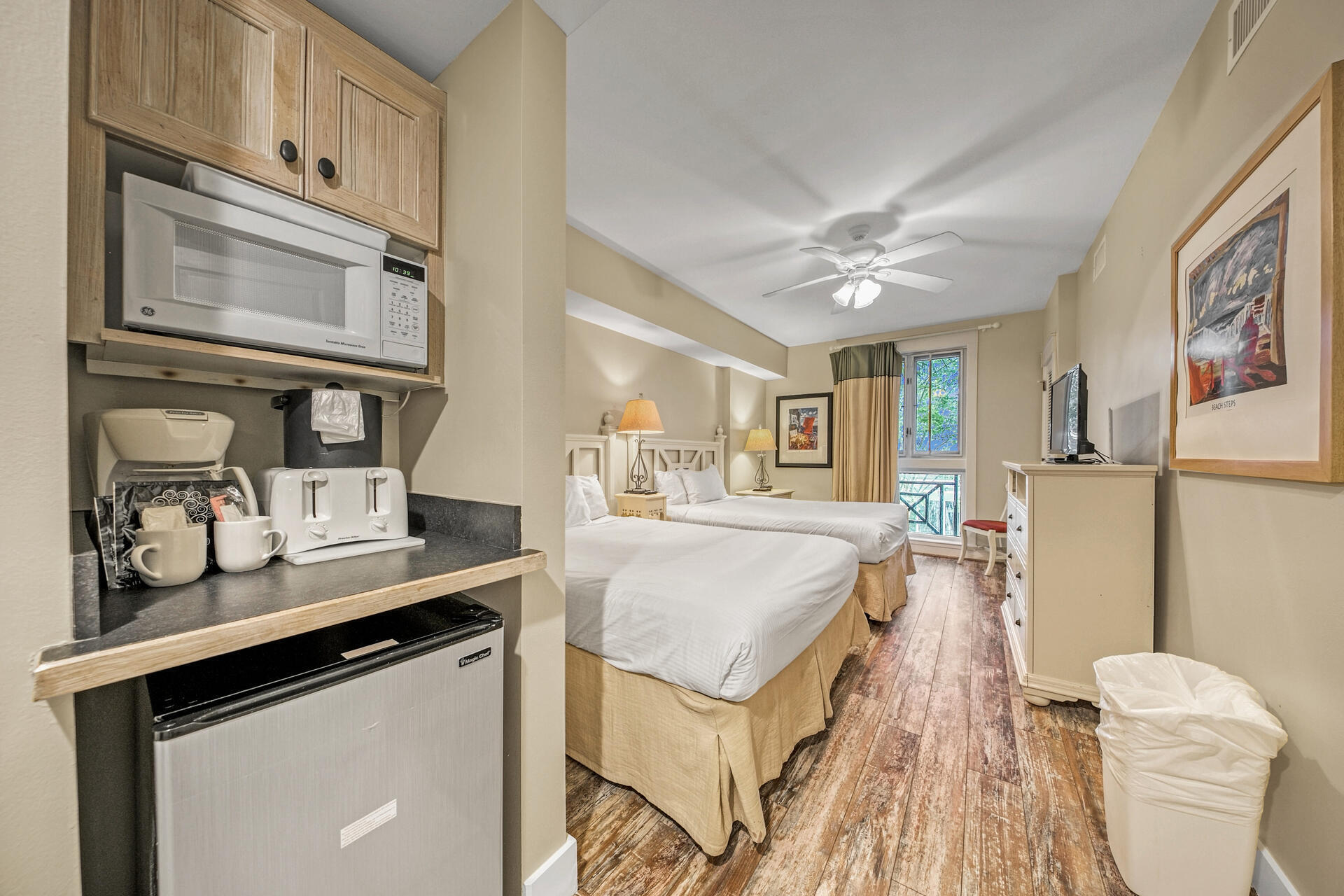 PILOT HOUSE - Residential