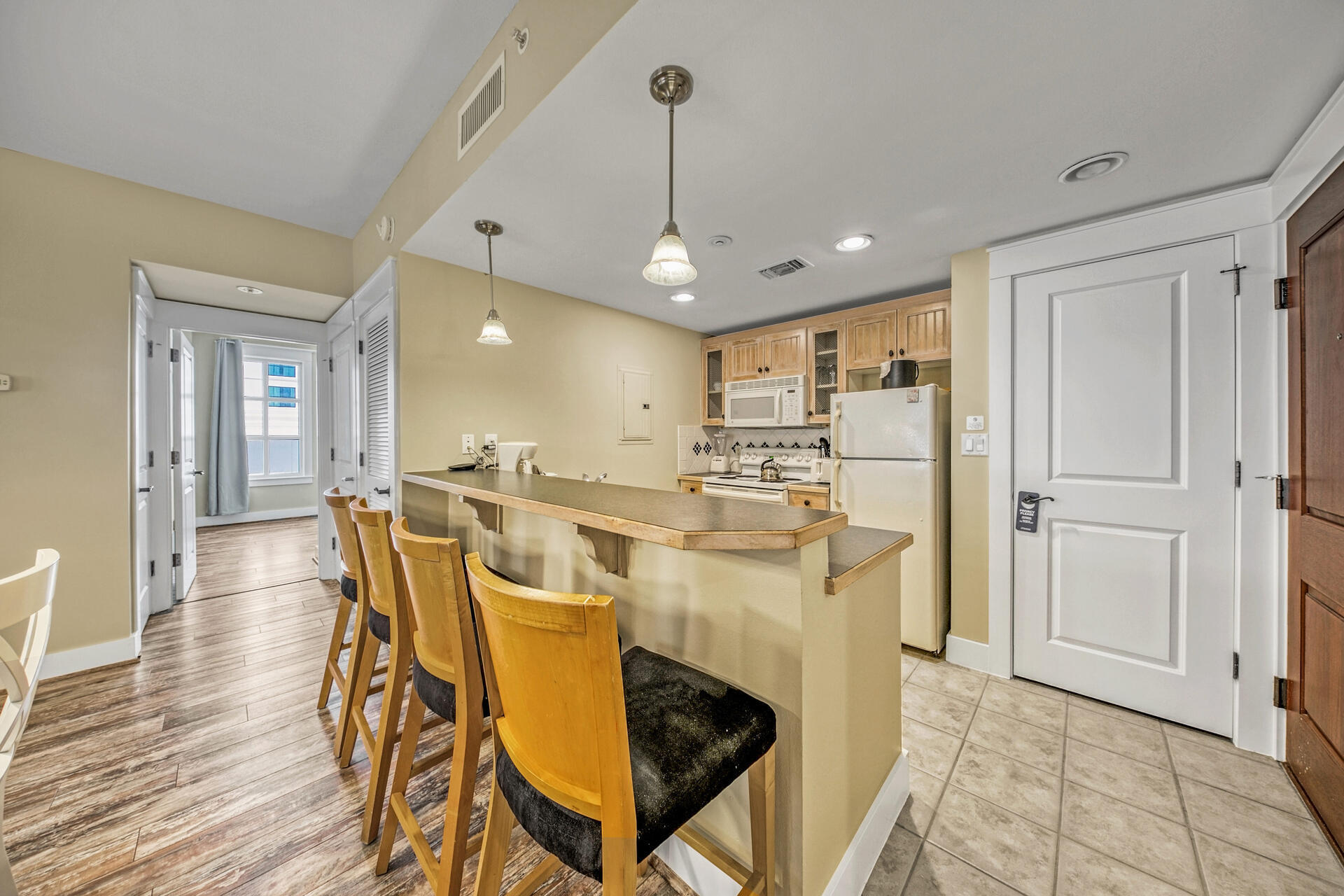 PILOT HOUSE - Residential