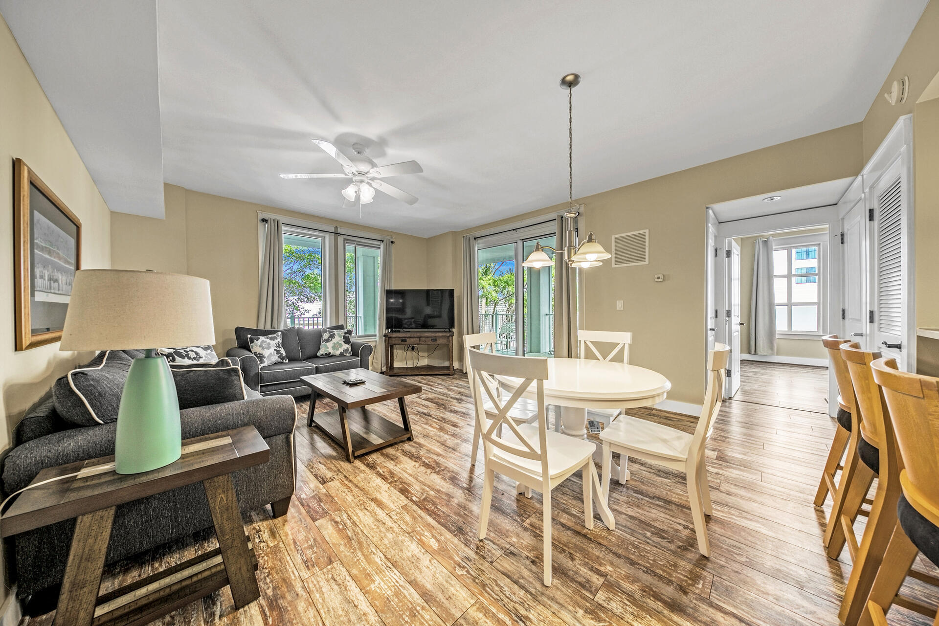 PILOT HOUSE - Residential