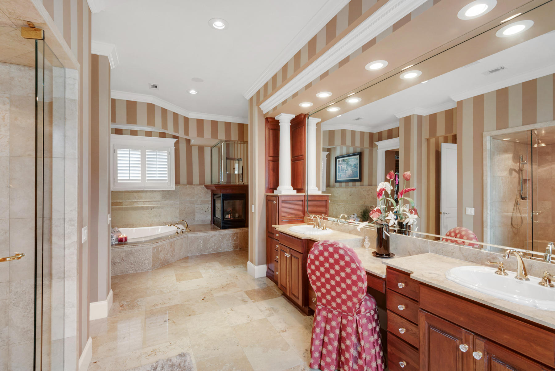 BURNT PINE - Residential