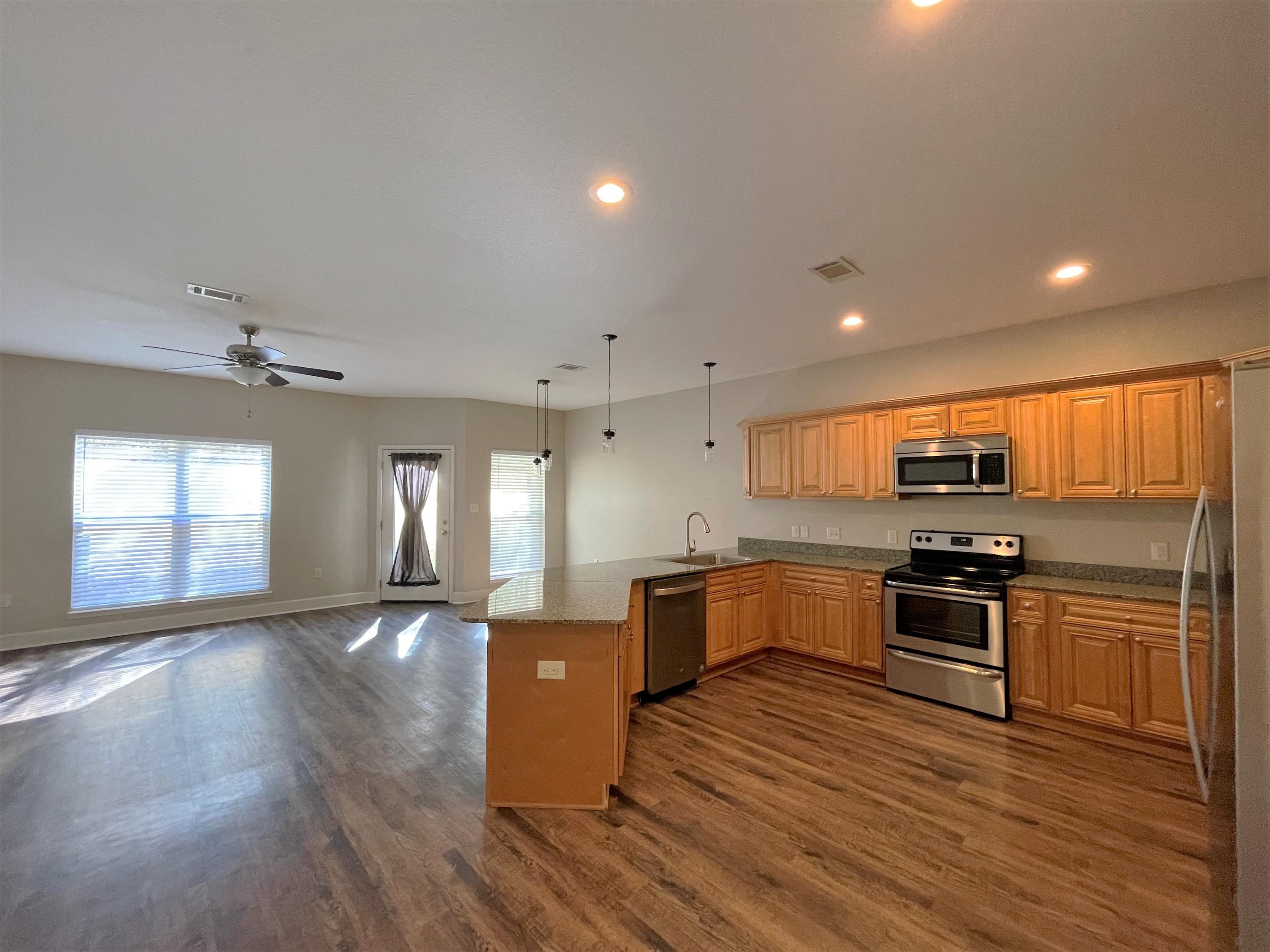 Arbor Lake - Residential Lease
