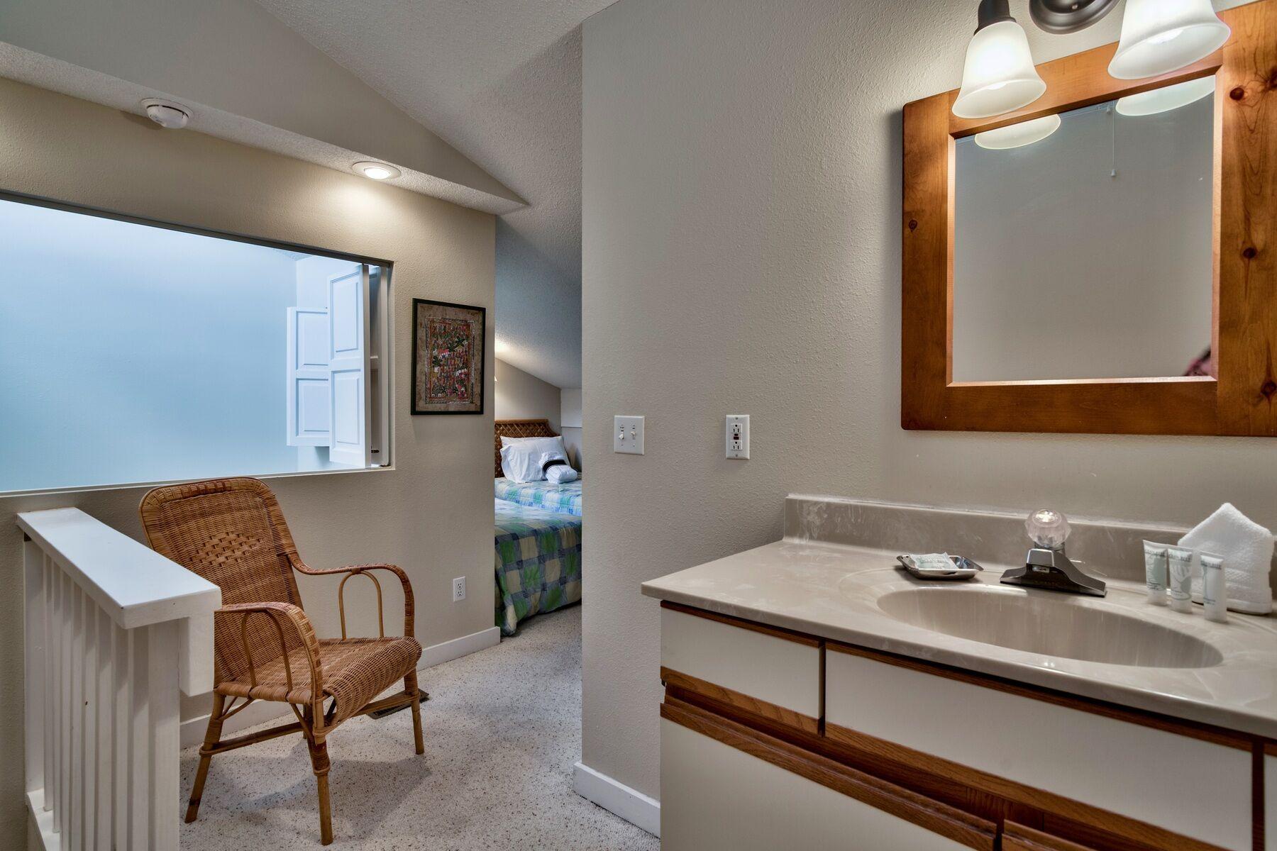 BLUE MOUNTAIN VILLAS CONDO - Residential