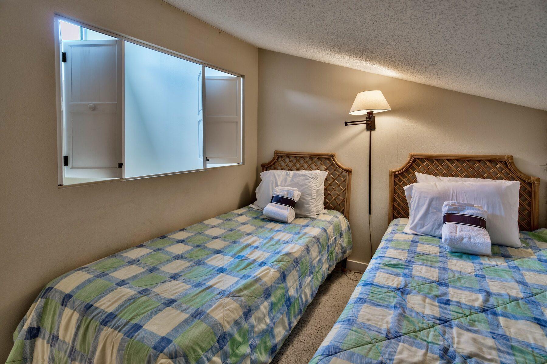 BLUE MOUNTAIN VILLAS CONDO - Residential