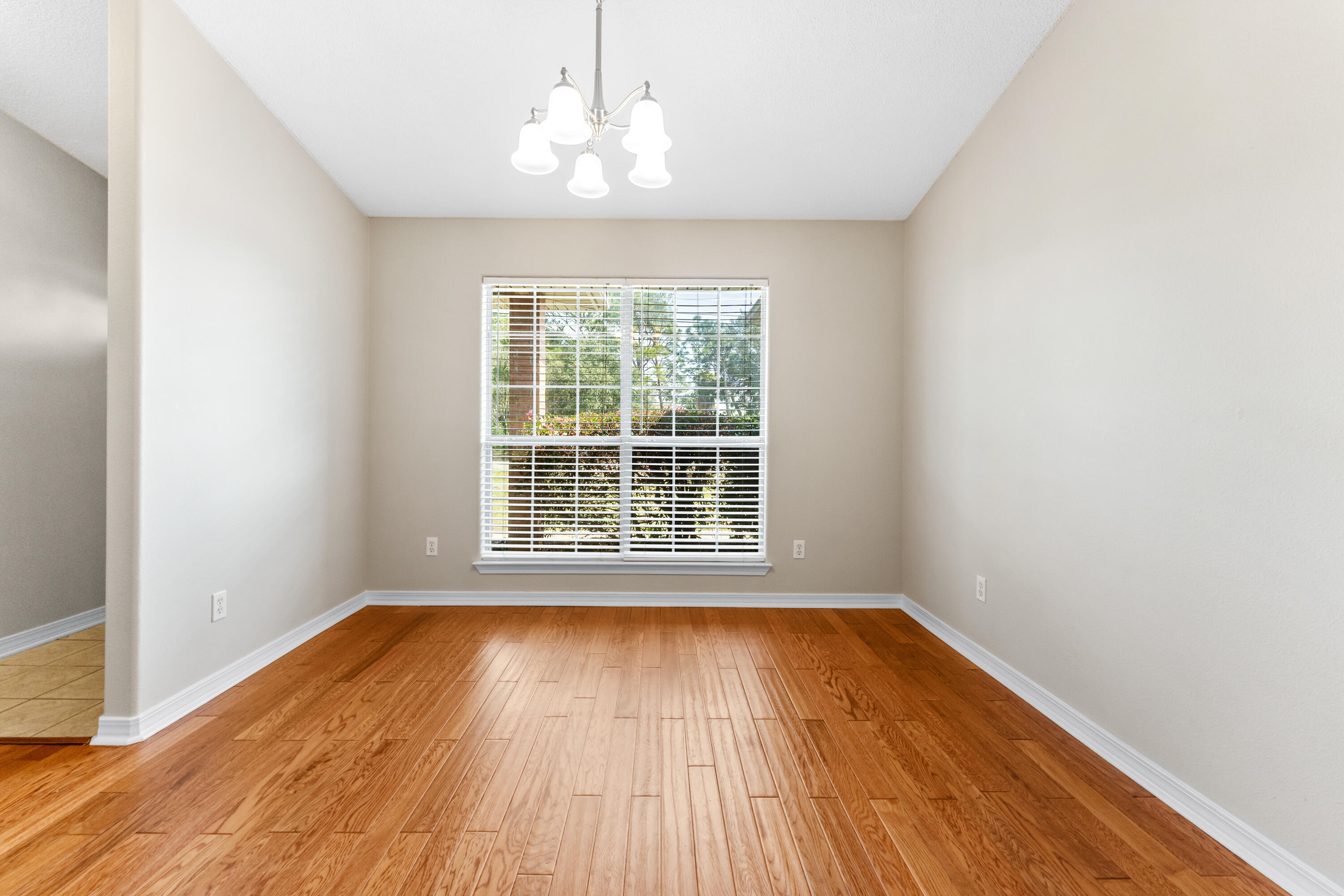 HOLLEY BY THE SEA - Residential