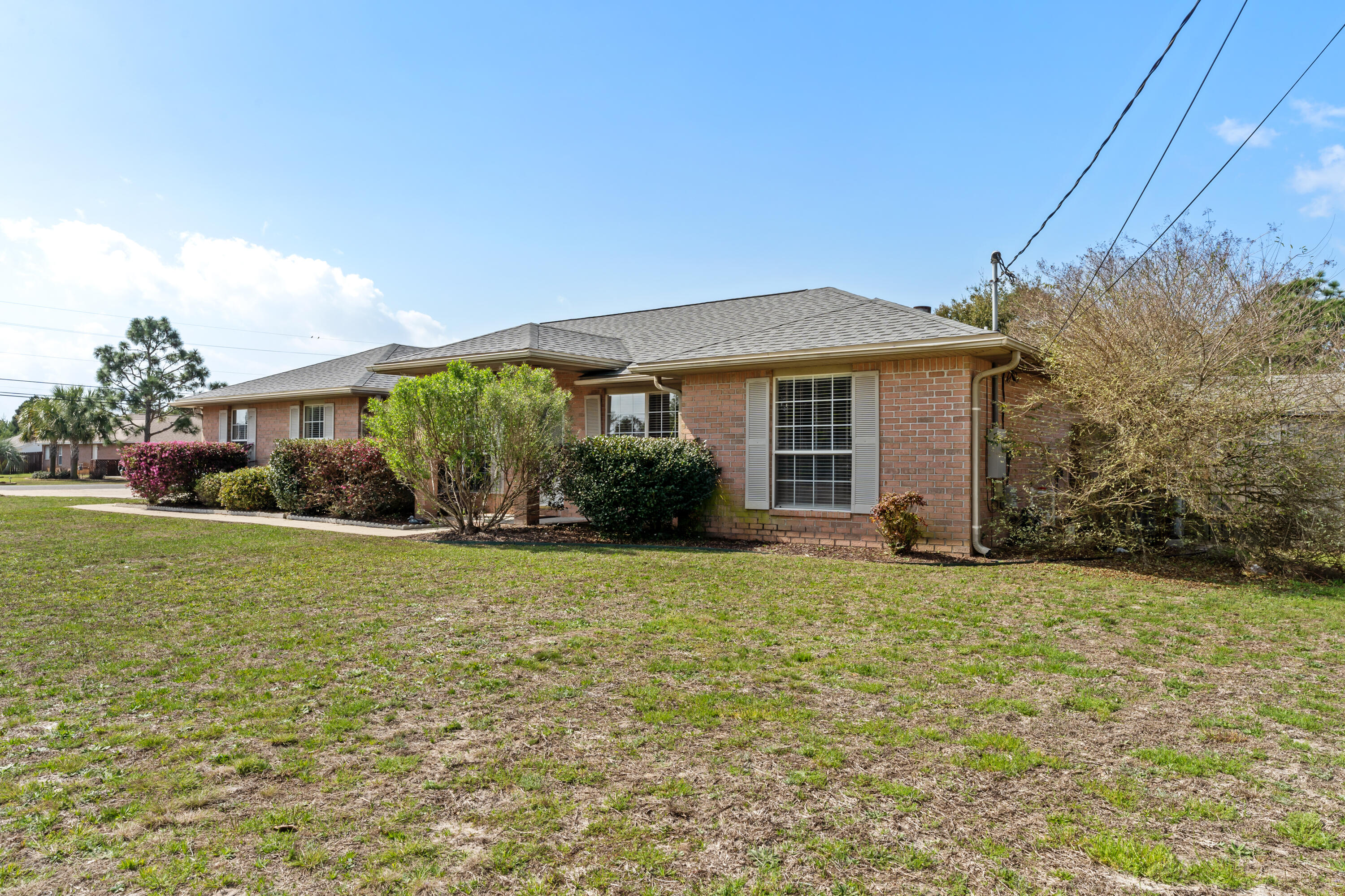 HOLLEY BY THE SEA - Residential