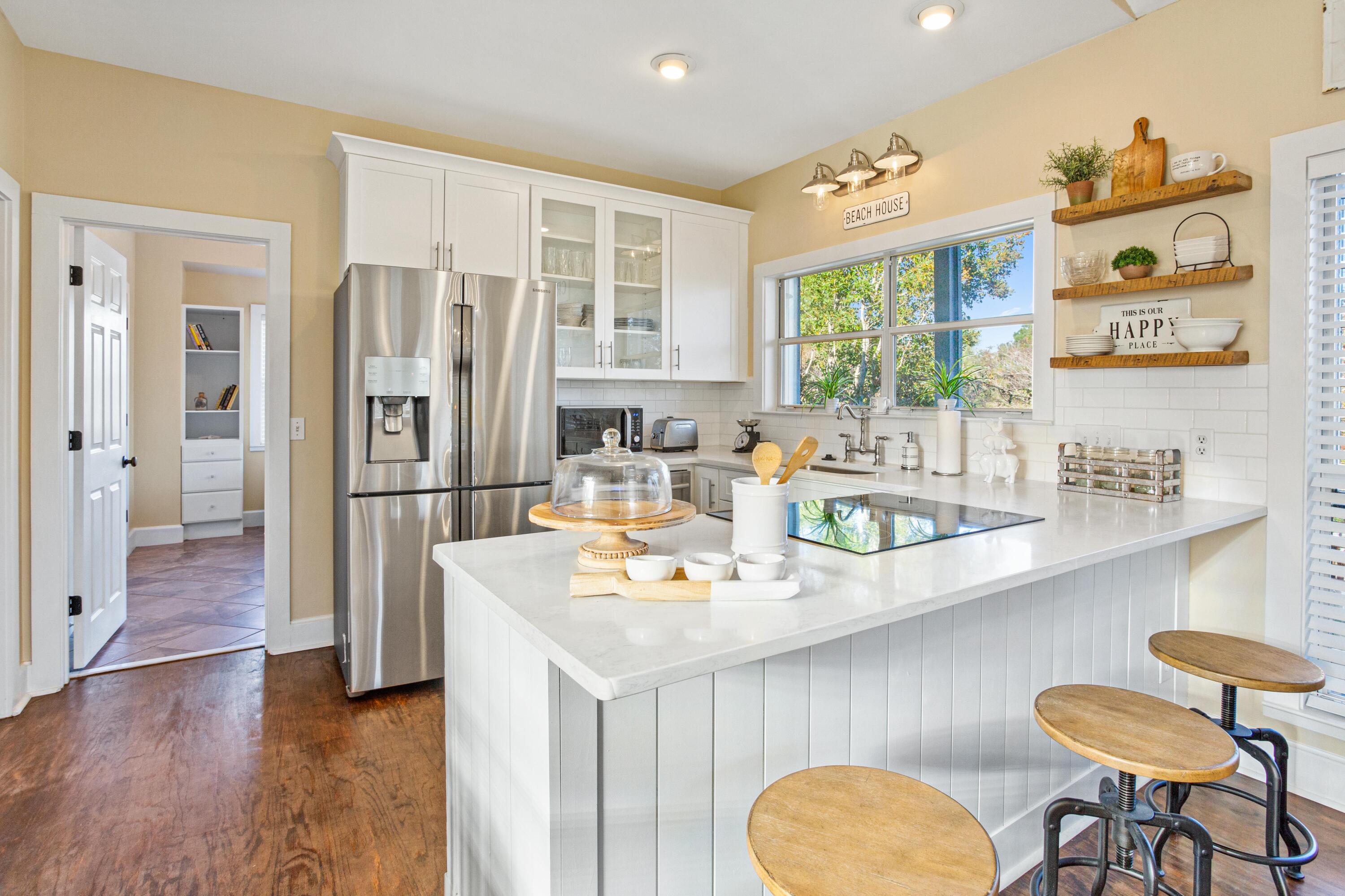 CRYSTAL LAKE PHASE I - Residential