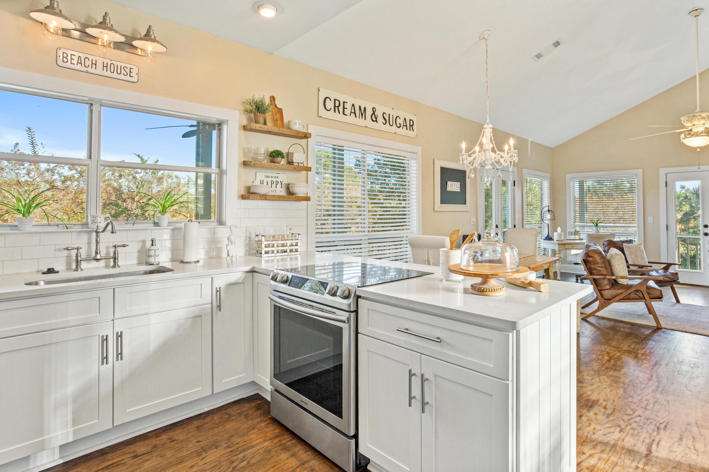 CRYSTAL LAKE PHASE I - Residential