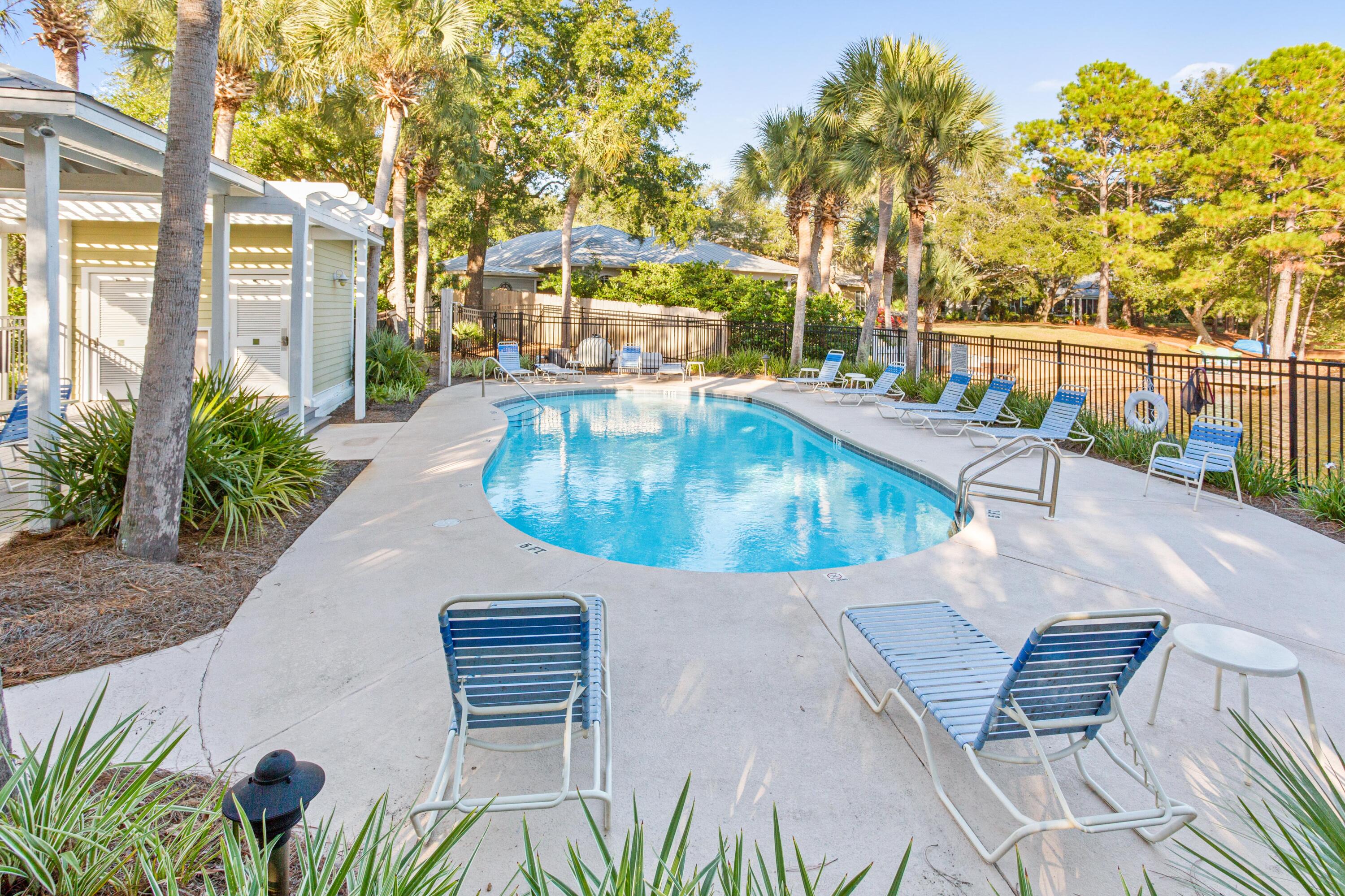 CRYSTAL LAKE PHASE I - Residential