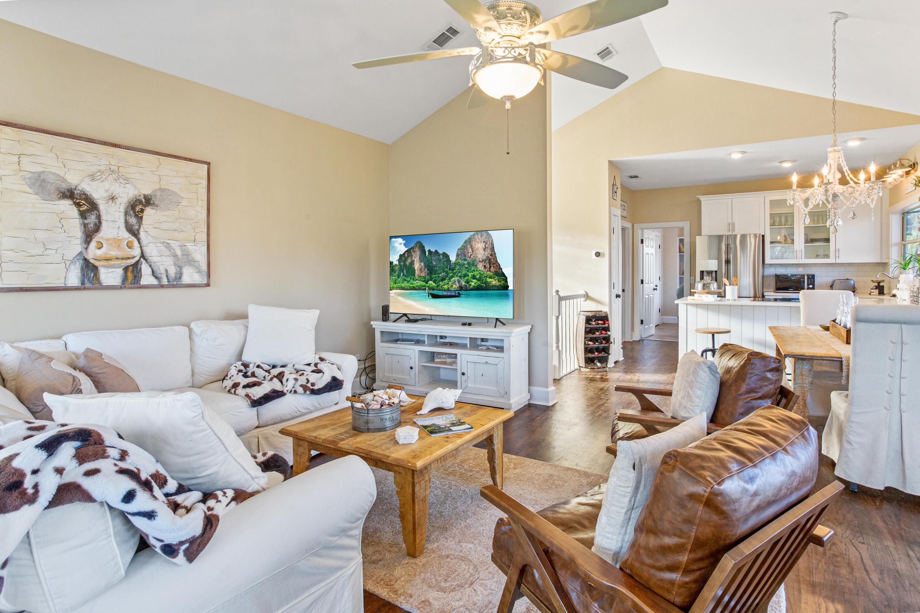 CRYSTAL LAKE PHASE I - Residential