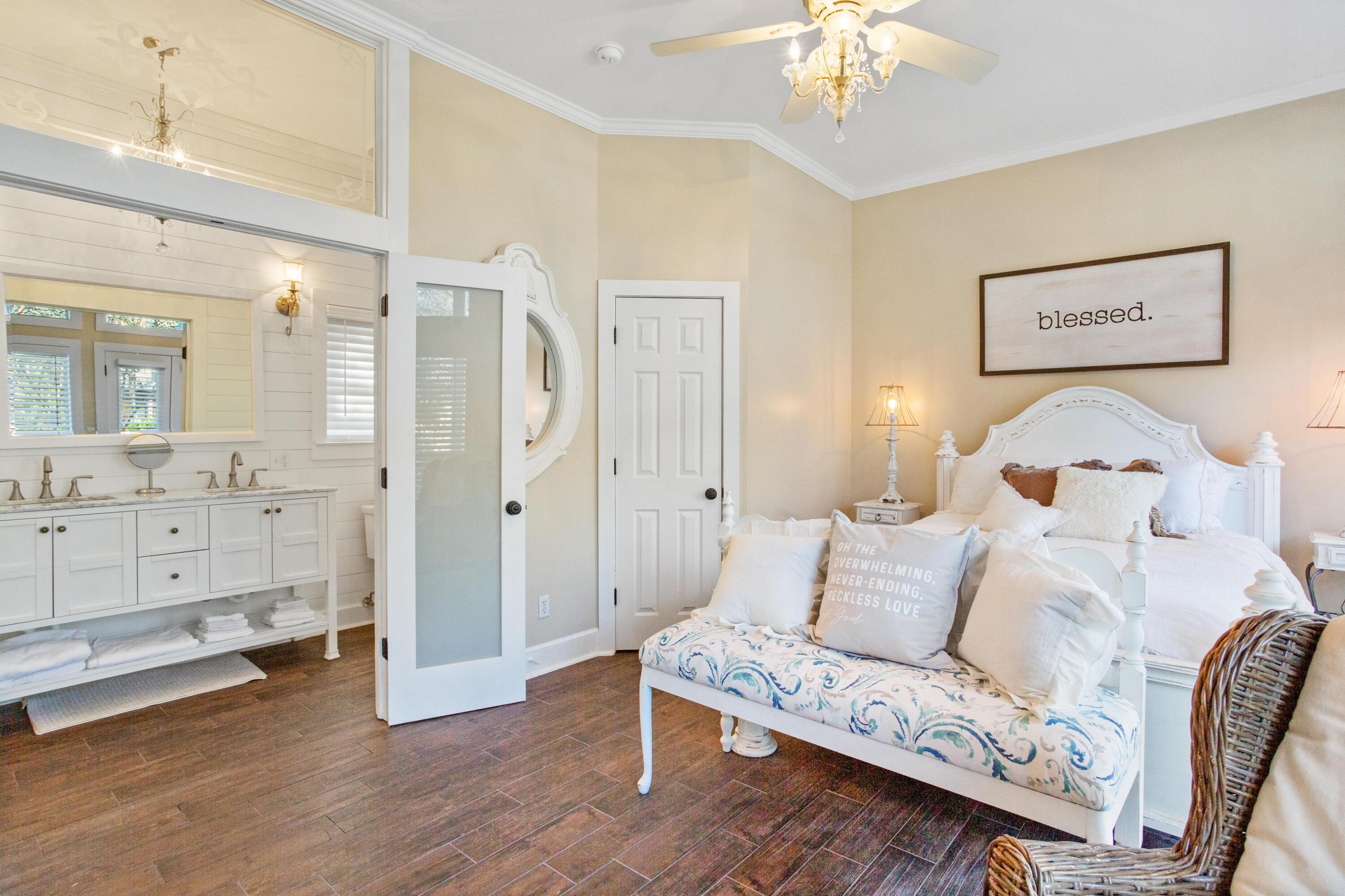 CRYSTAL LAKE PHASE I - Residential