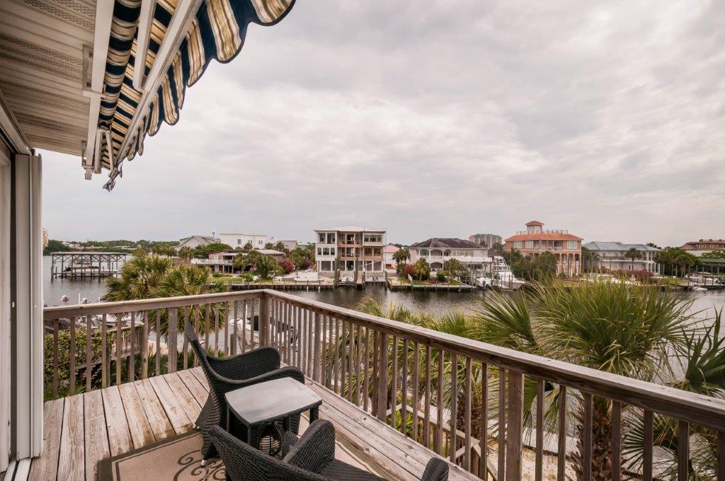 HOLIDAY ISLE - Residential