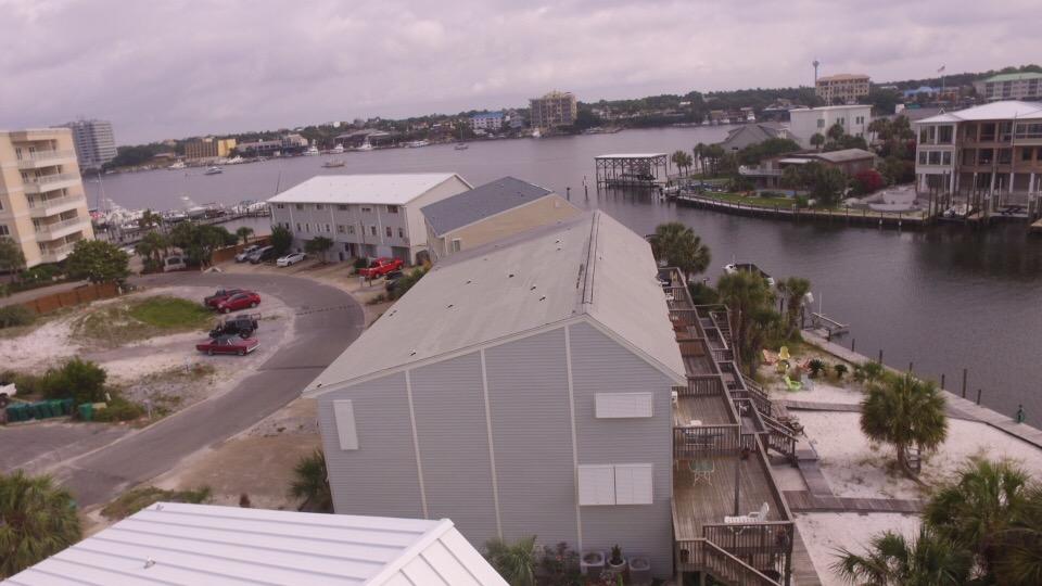 HOLIDAY ISLE - Residential