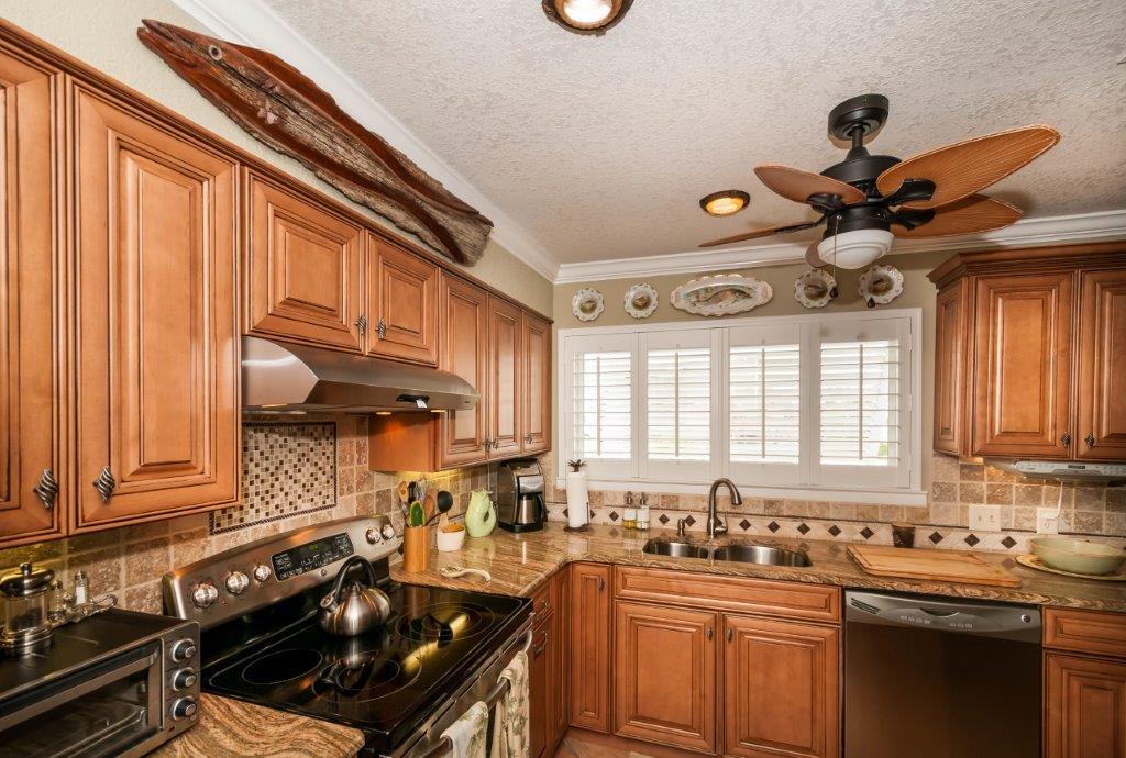 HOLIDAY ISLE - Residential