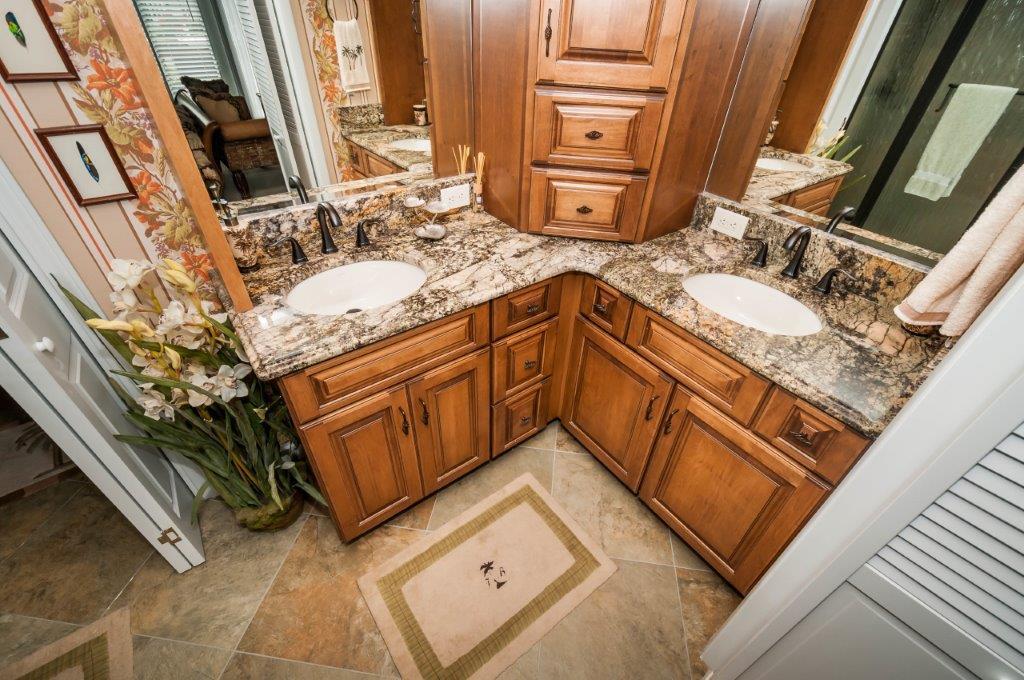 HOLIDAY ISLE - Residential