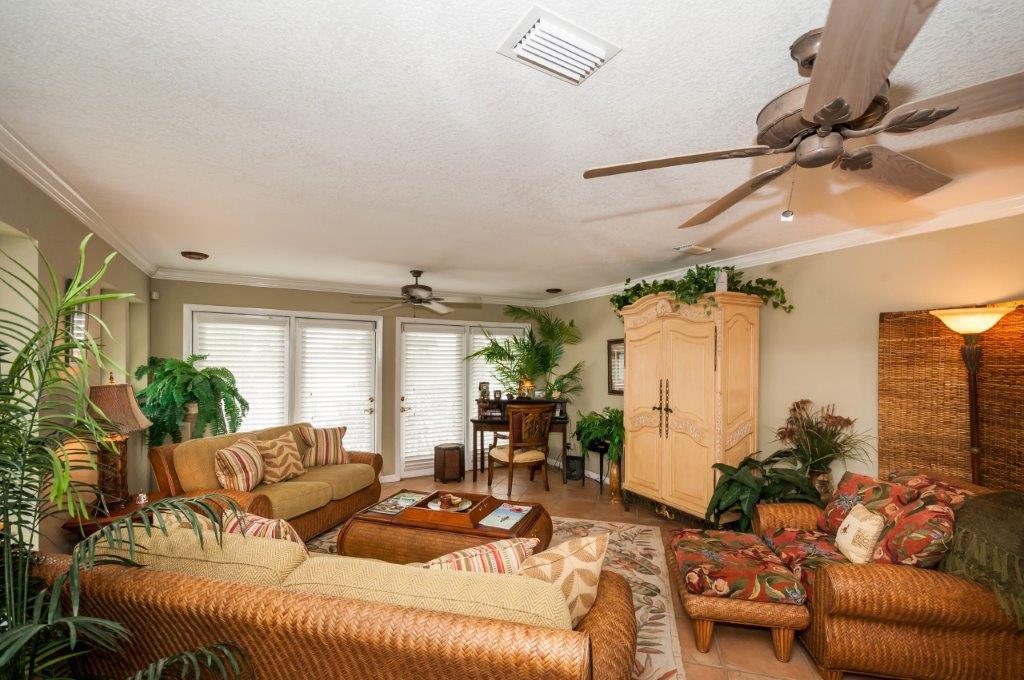 HOLIDAY ISLE - Residential